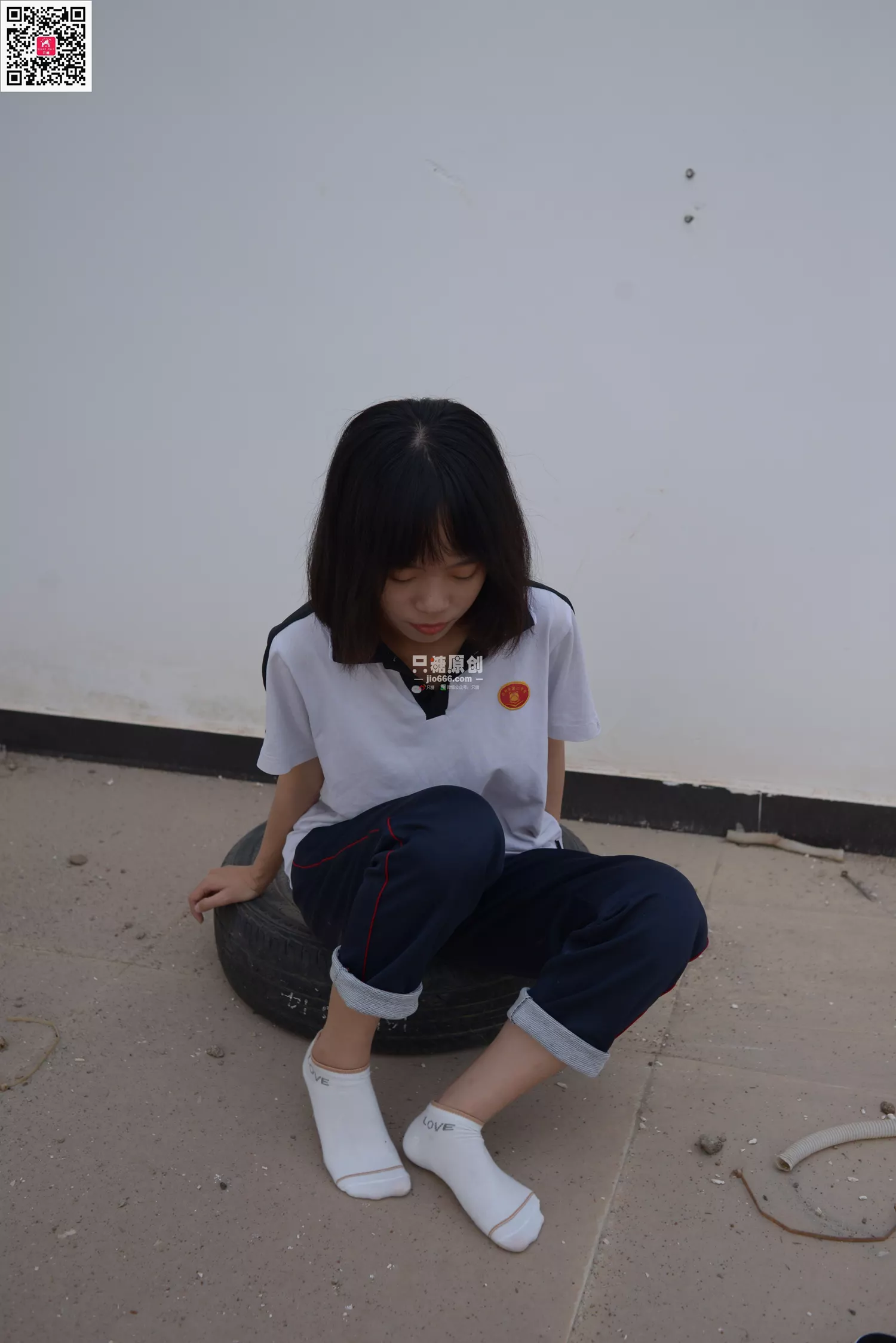 [只糖棉袜]NO.540 悠悠 嘴角上扬的小窃喜[145P/1V/932MB]