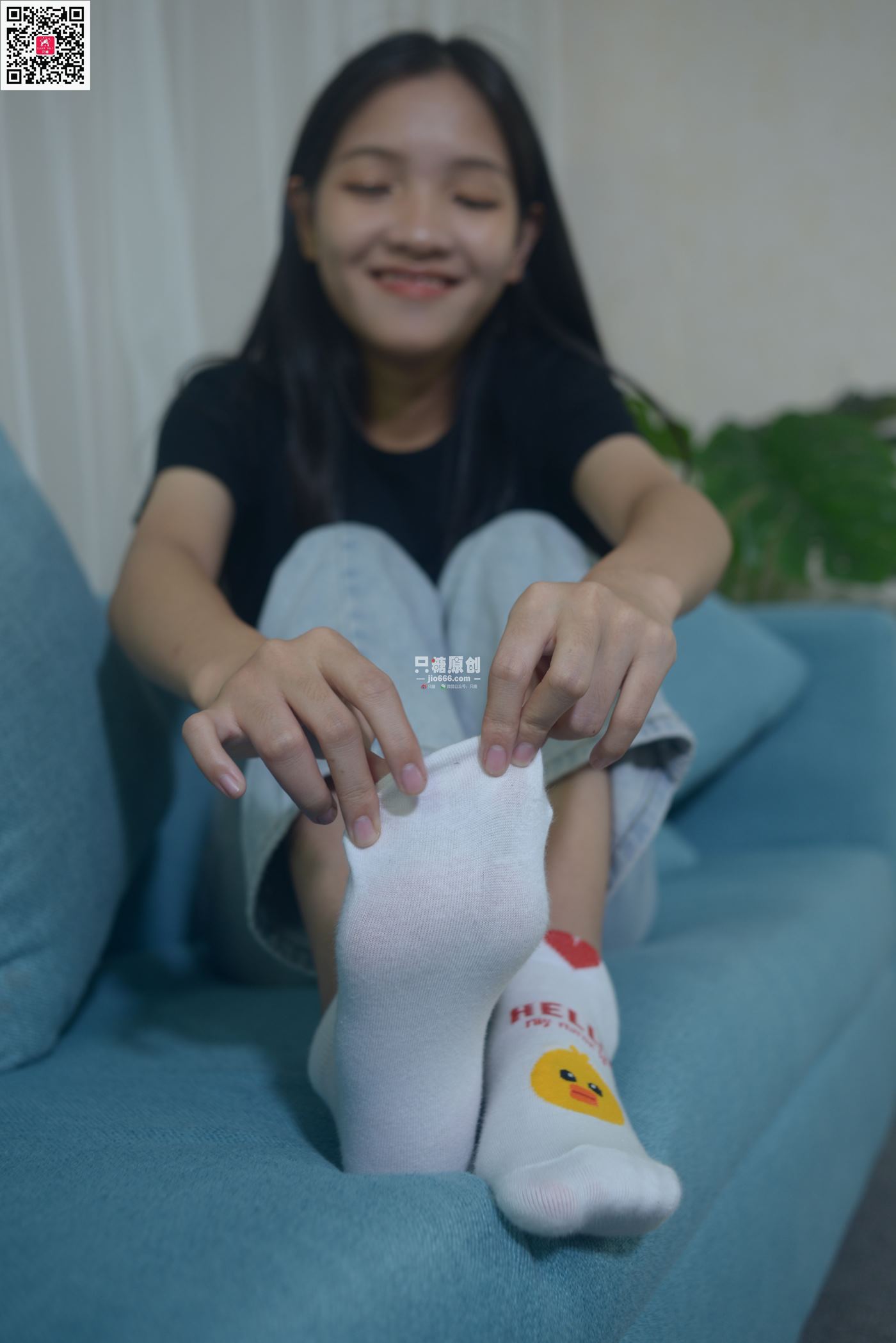 [只糖原创]NO.551 点点 萤火之森[145P/1V/958MB]