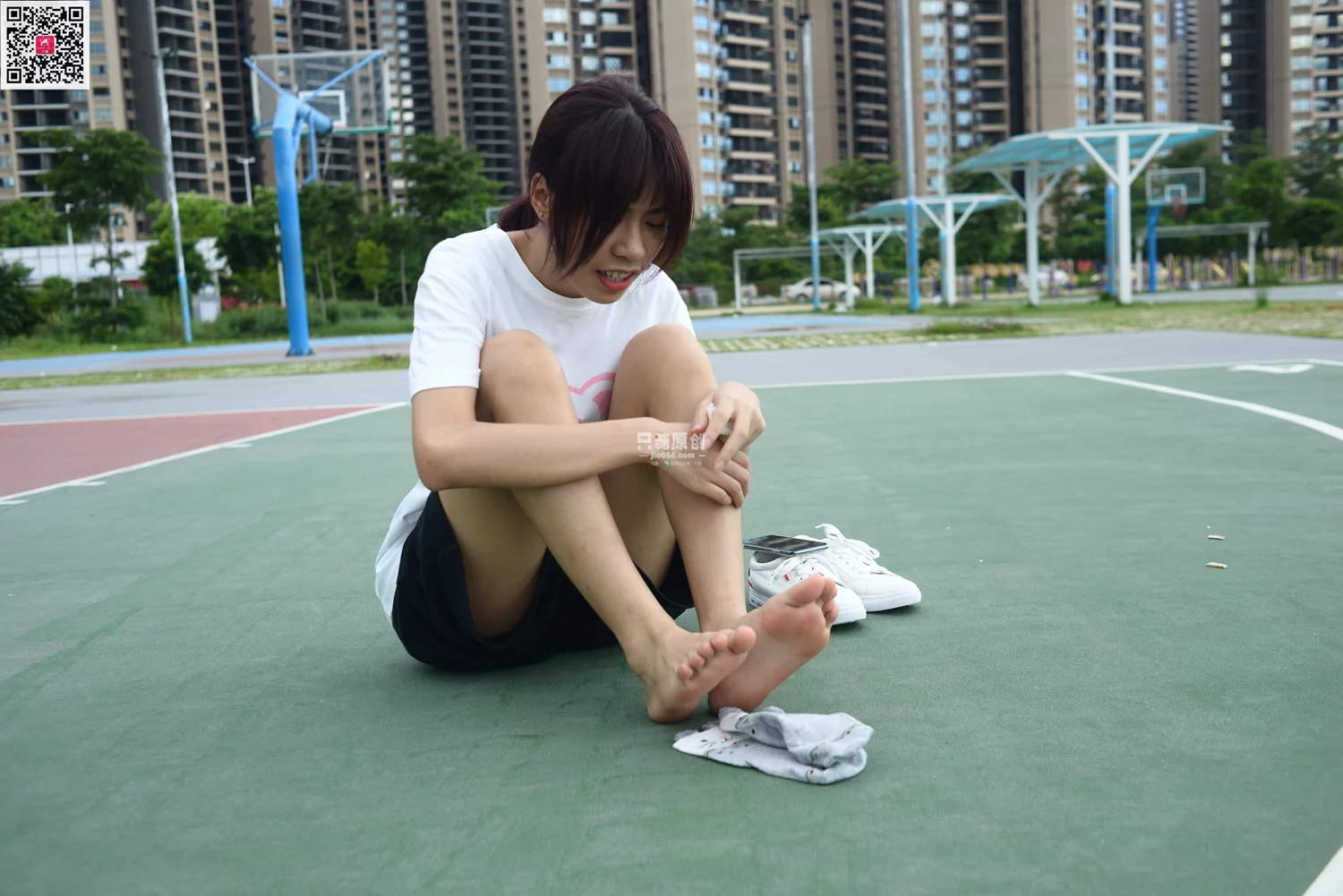 [只糖原创]NO.545 懒懒 疲惫生活中总要有些温暖梦想[148P/1V/924MB]