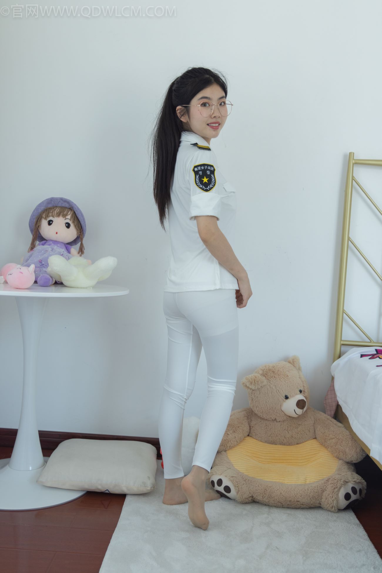 物恋传媒 NO.1234 米米-白色的风[171P/1V/4.73GB]