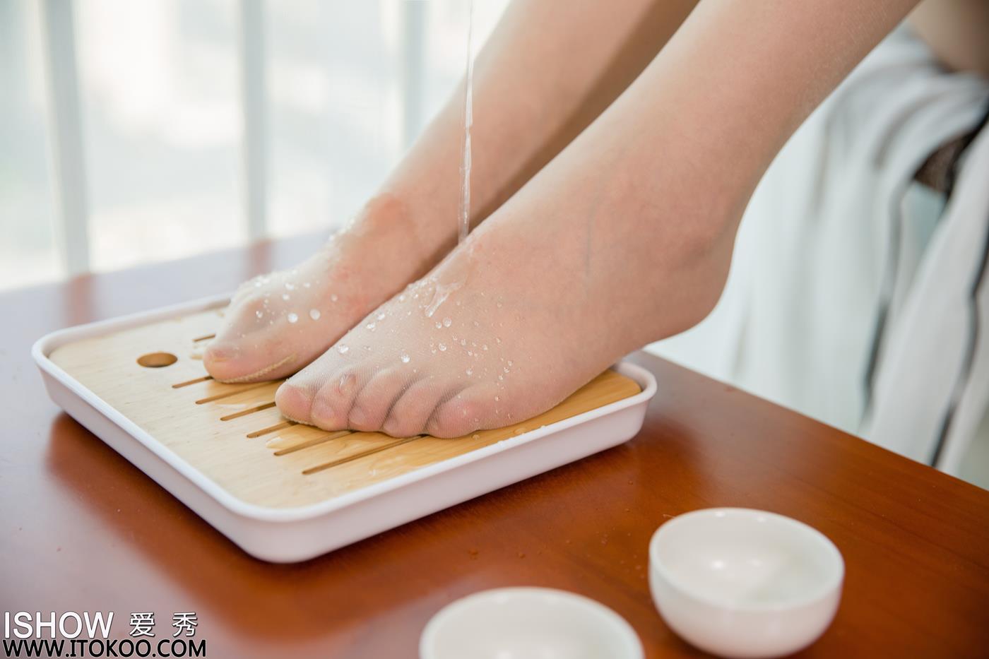 [ISHOW爱秀]2022.10.15 NO.335 林沐沐Liny[30+1P/175MB]