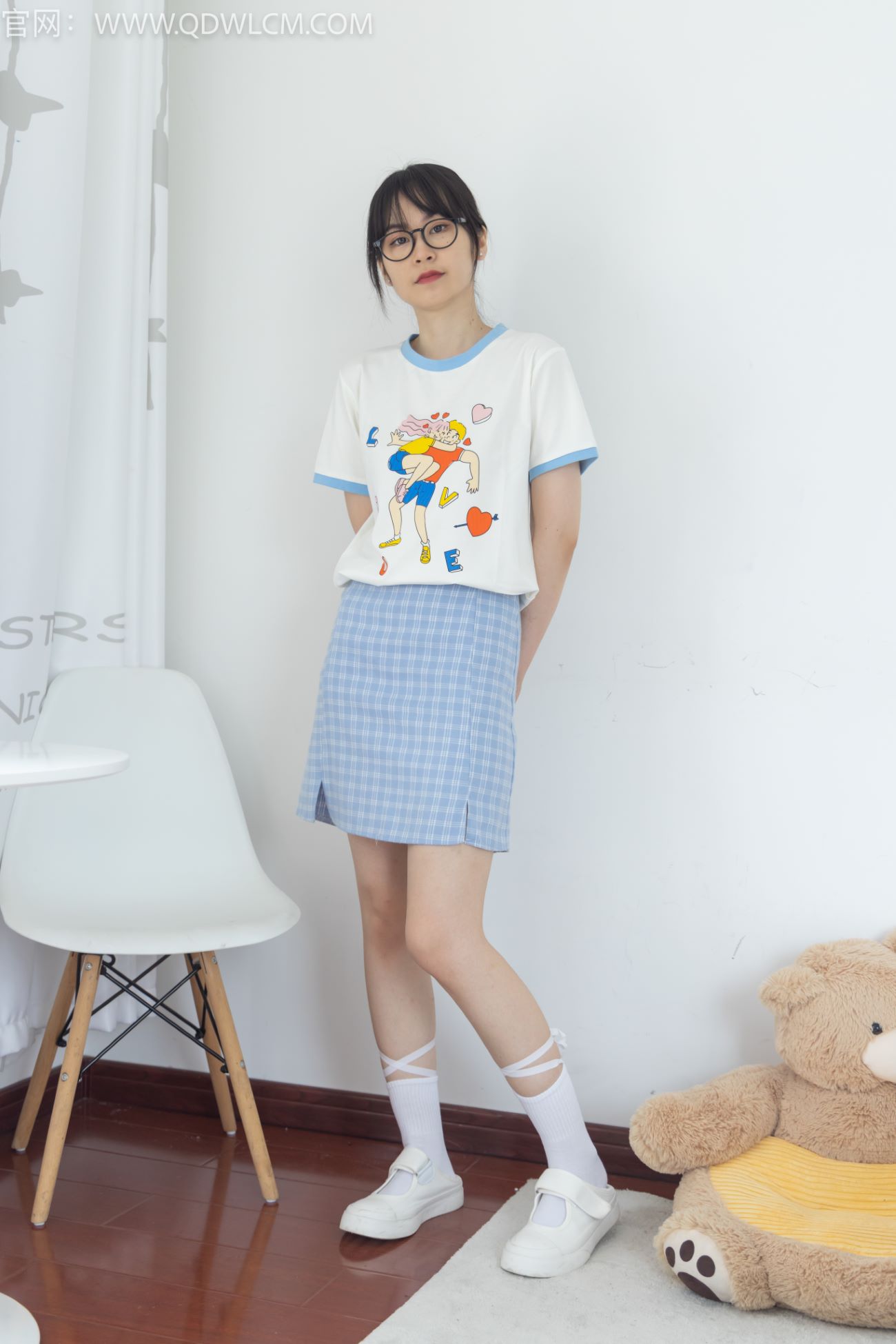 物恋传媒 NO.1248 兮兮-生于尘埃[149P/1V/3.54GB]