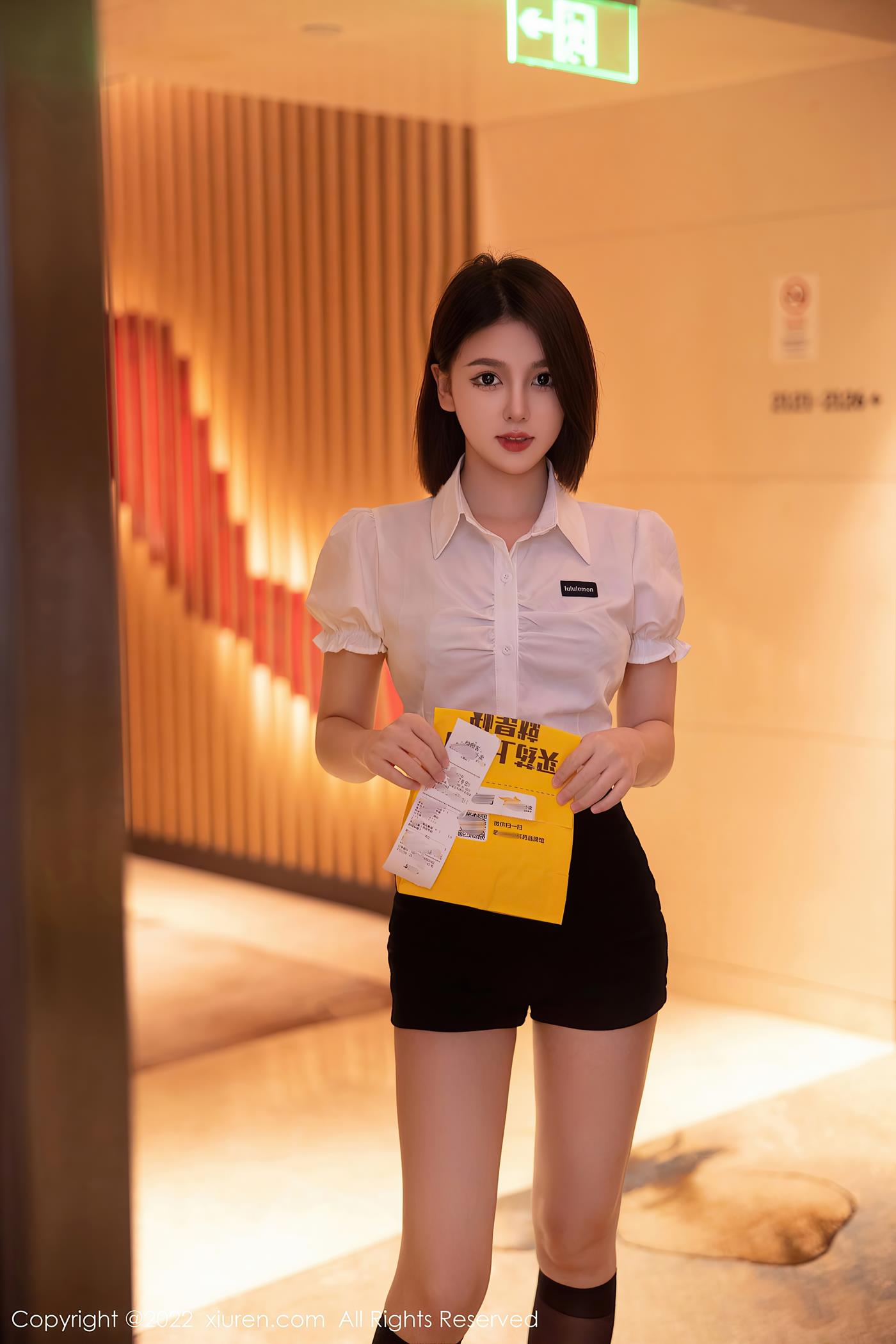 [Xiuren秀人网]2022.10.13 NO.5702 美羊羊[88+1P/706MB]