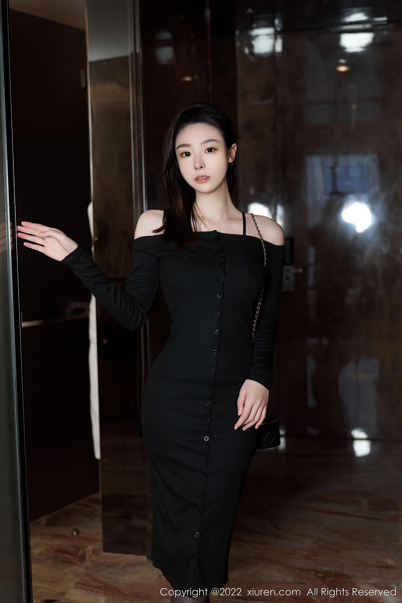 [Xiuren秀人网]2022.09.01 NO.5529 是小逗逗[92+1P/1021M]