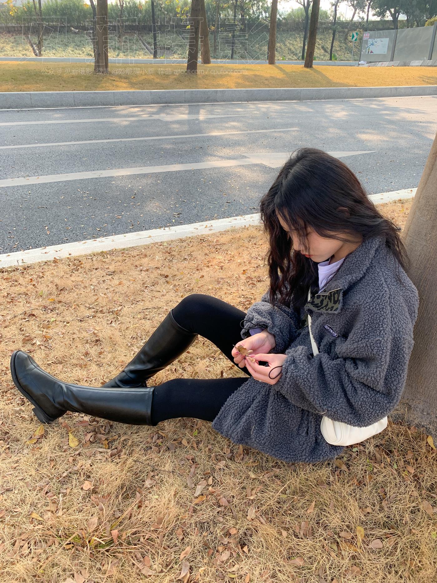 [见新摄影]NO.023 鲨鱼裤 皮靴 小可[230P/3V/1.94GB]