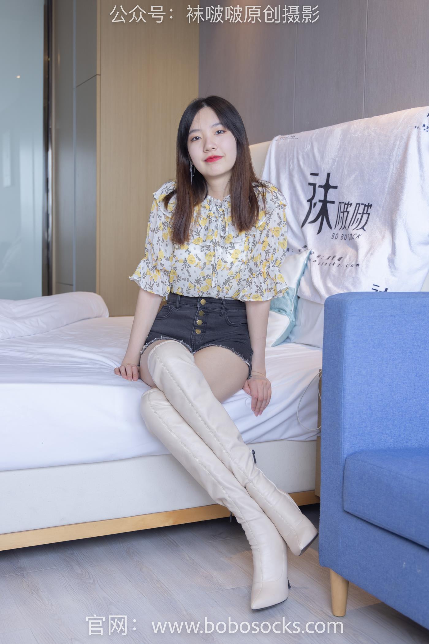 [BoBoSocks袜啵啵]NO.136 小甜豆-高跟长靴、白棉袜、裸足[200P/1V/7.32GB]