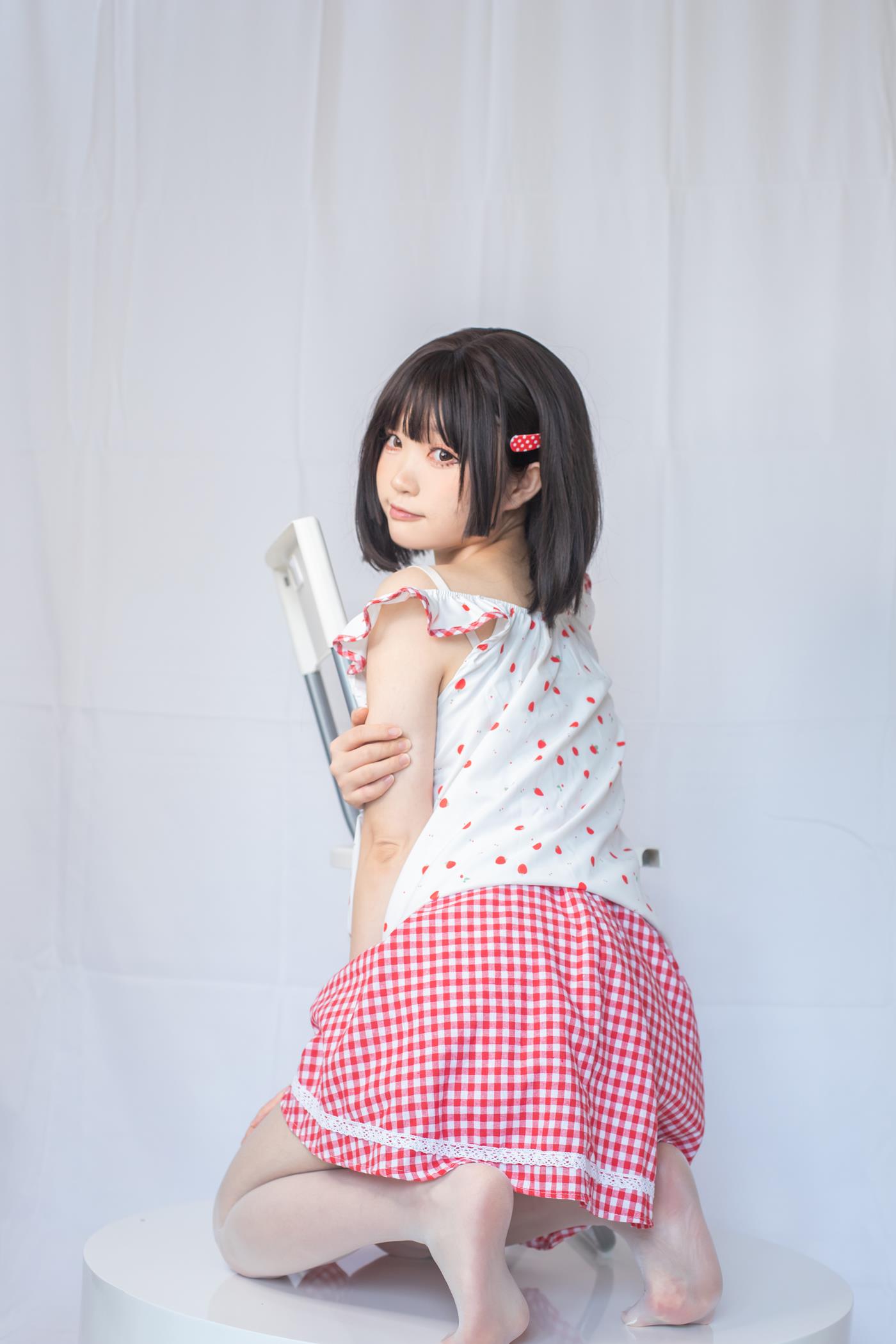 神沢永莉 - 粉色格子裙[19P/163MB]