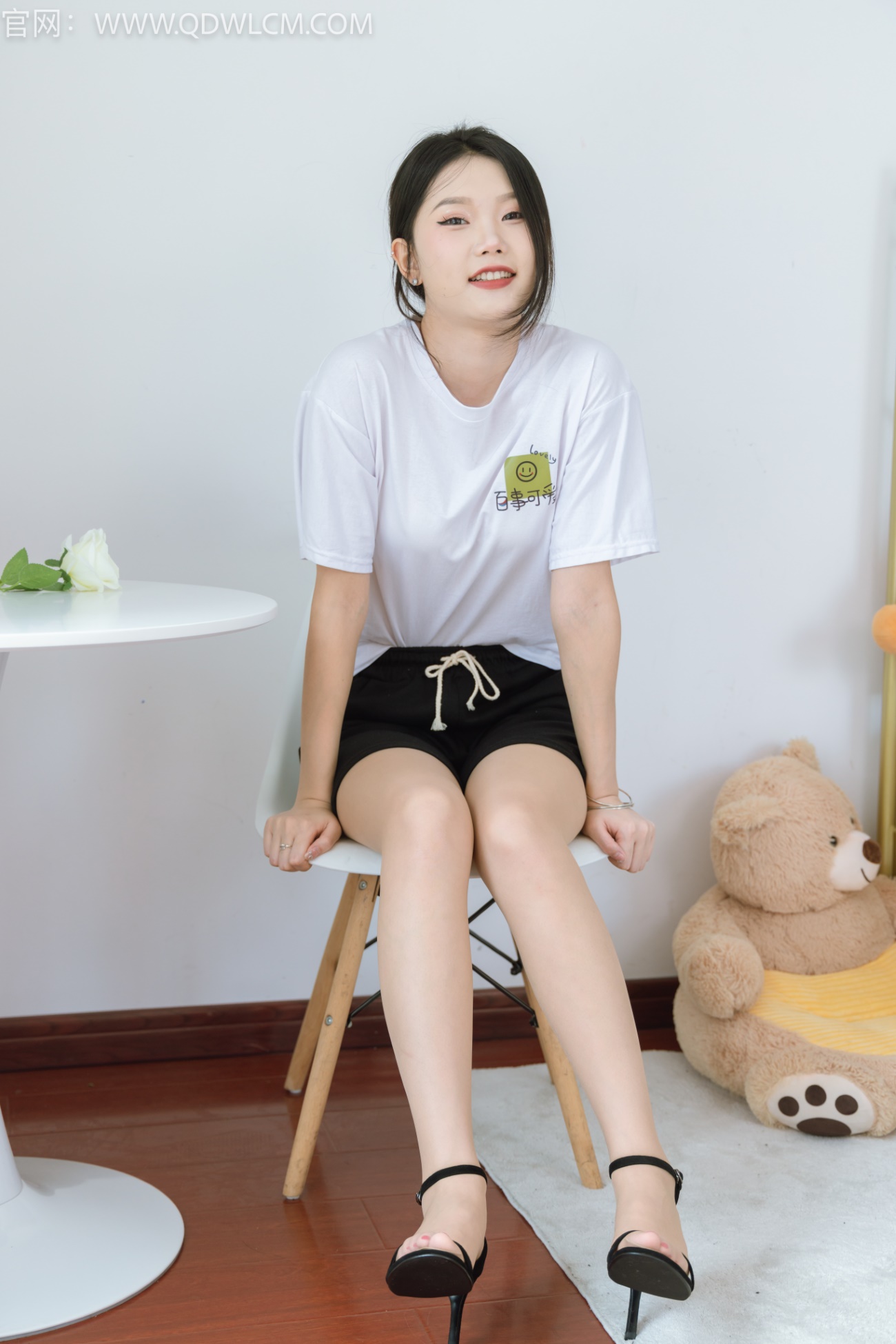 物恋传媒 NO.1282 小竹-秋天来了[150P/1V/3.73GB]