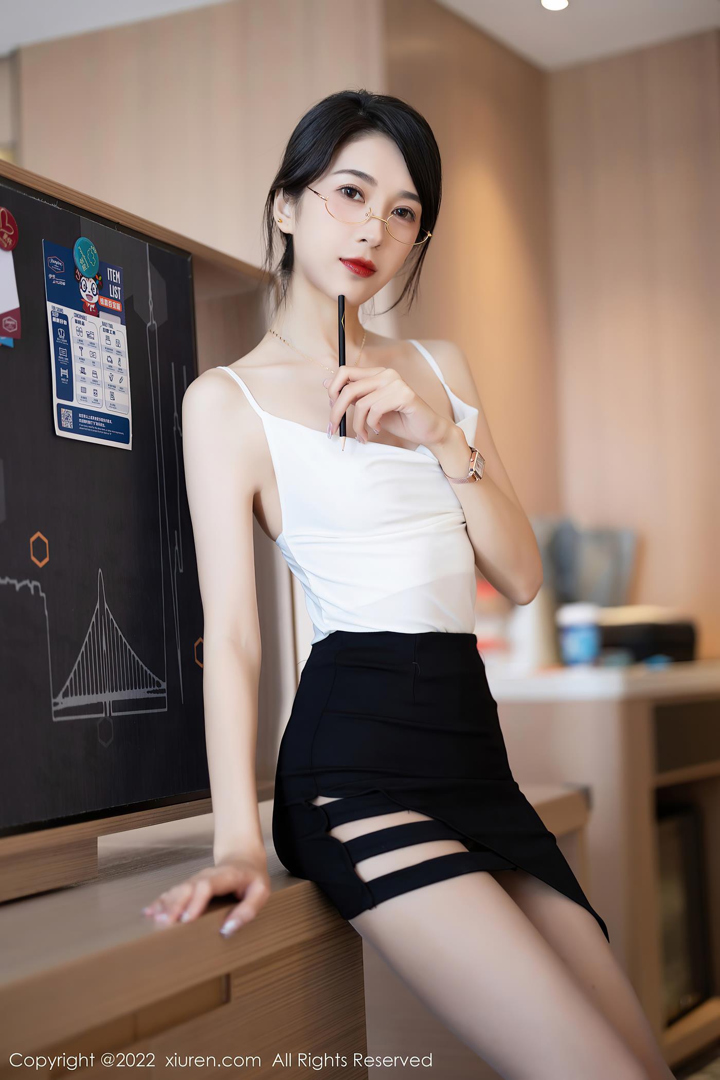 [Xiuren秀人网]2022.09.28 NO.5656 林乐一[90+1P/728MB]