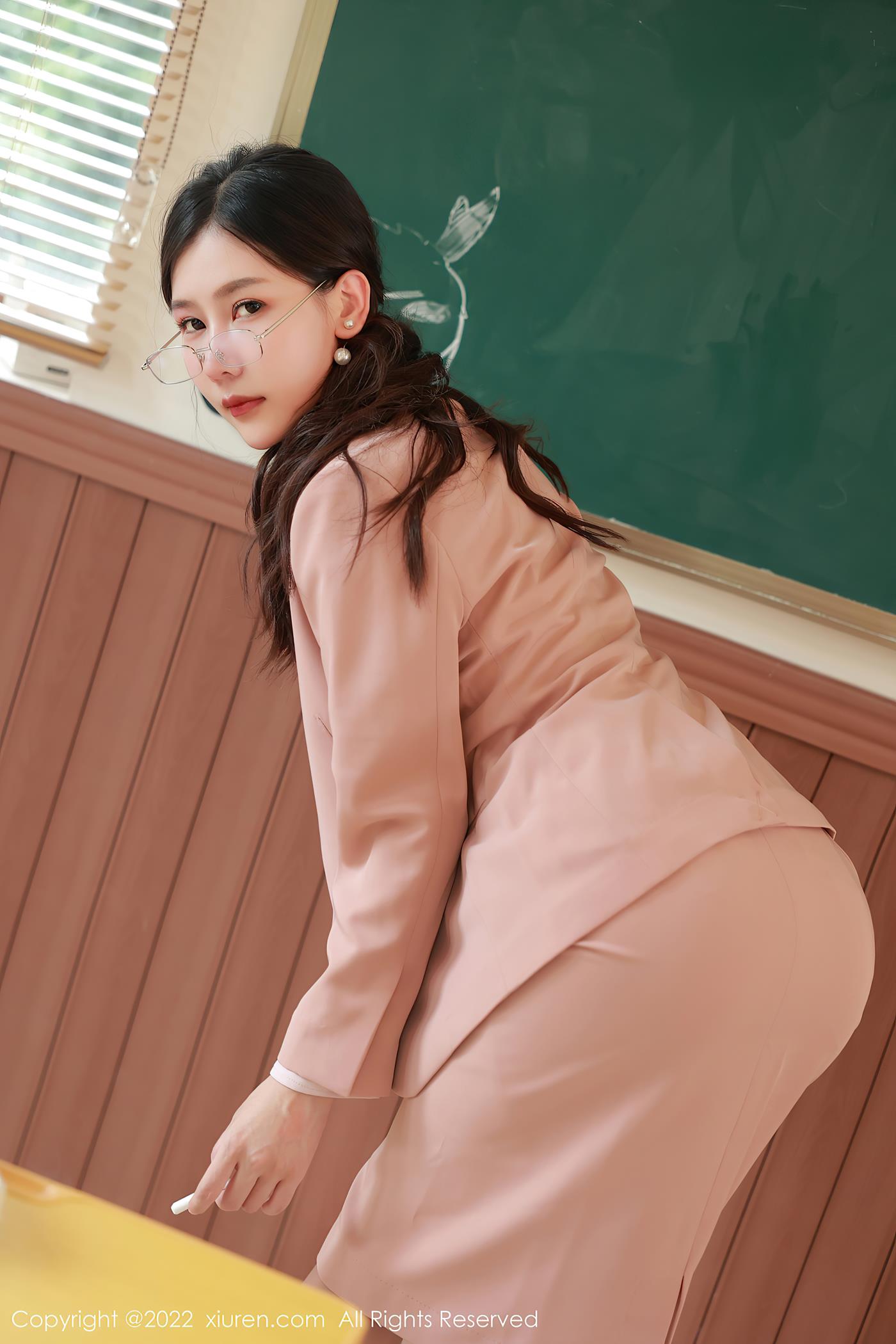 [Xiuren秀人网]2022.09.21 NO.5617 尹甜甜[56+1P/504MB]