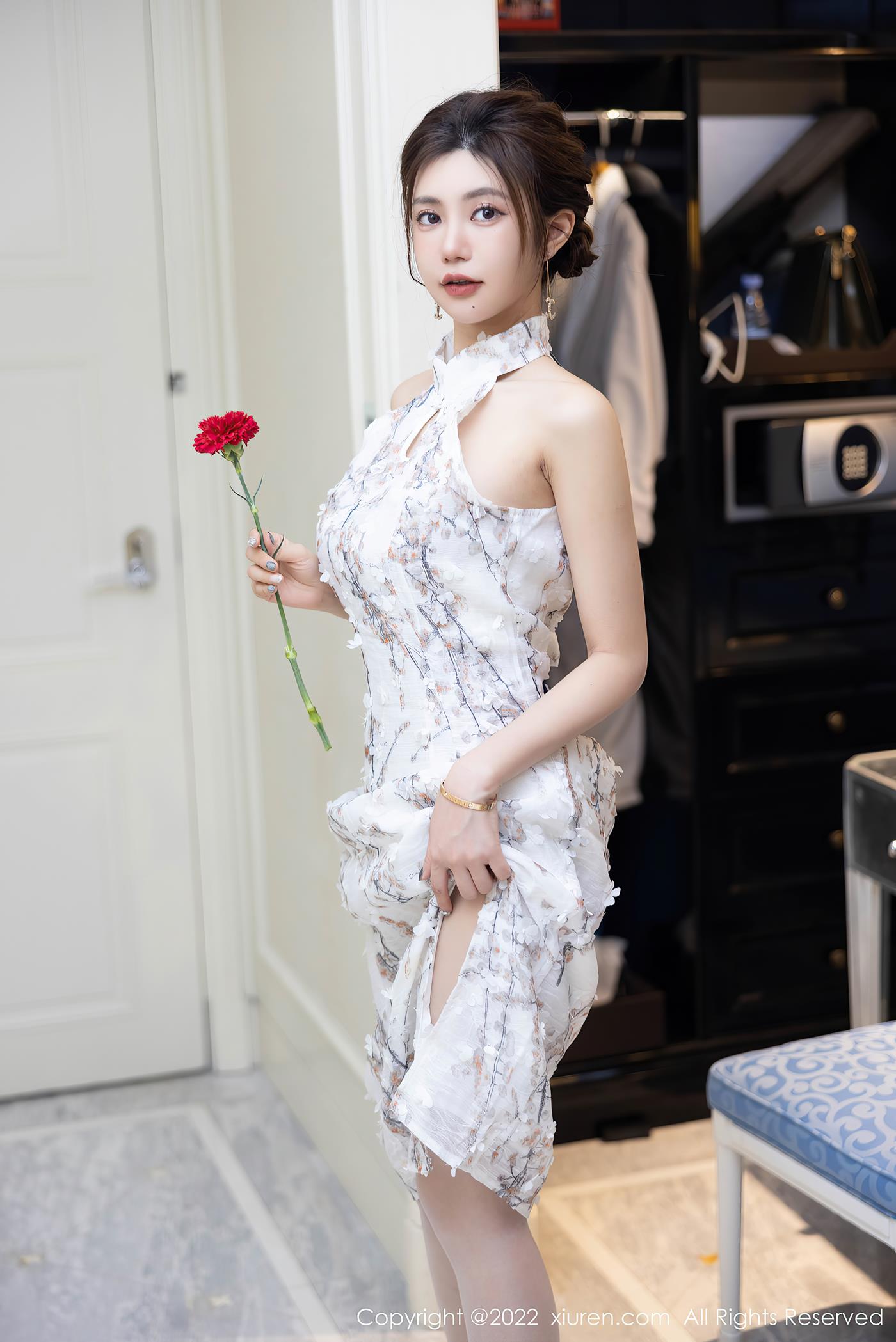 [Xiuren秀人网]2022.10.14 NO.5713 绮里嘉ula[97+1P/787MB]