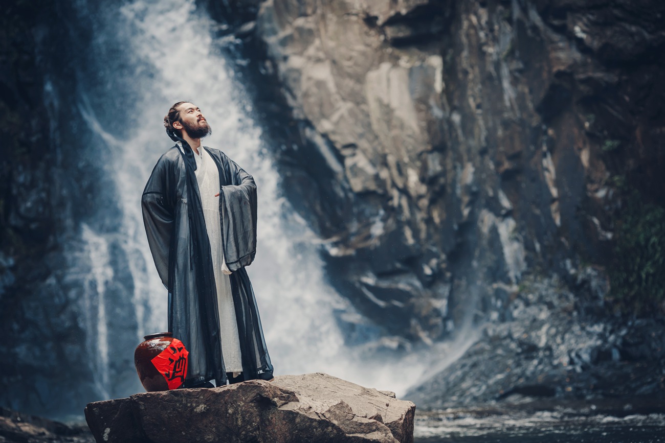 [YITUYU艺图语] 2021.12.11 与尔同销万古愁 老乔 [24P/244MB]