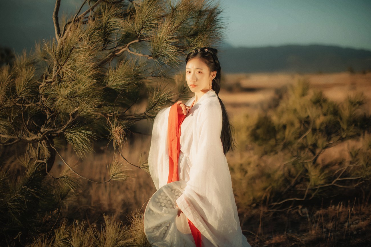 [YITUYU艺图语] 2021.11.05 红妆 流韶 [20P/331MB]