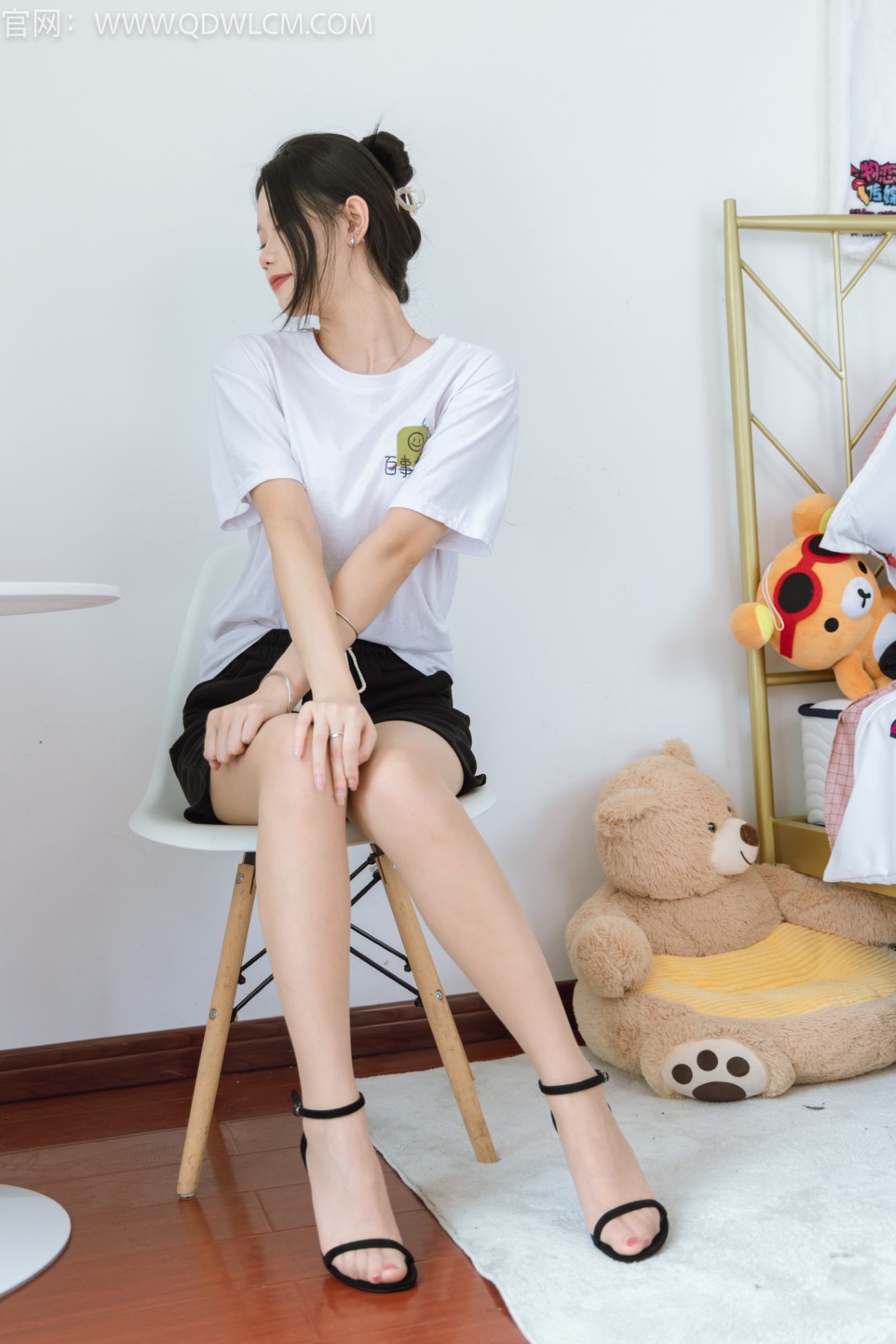 物恋传媒 NO.1282 小竹-秋天来了[150P/1V/3.73GB]