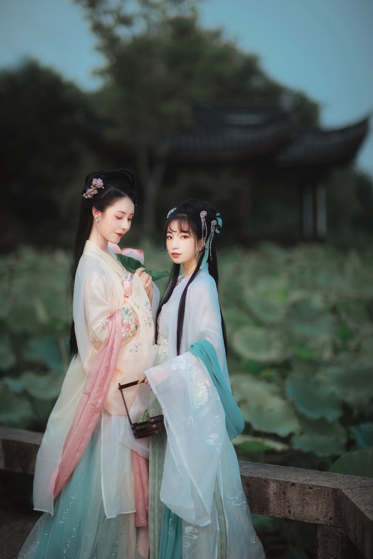[YITUYU艺图语] 2022.01.03 荷 葵花花花儿 [21P/112MB]