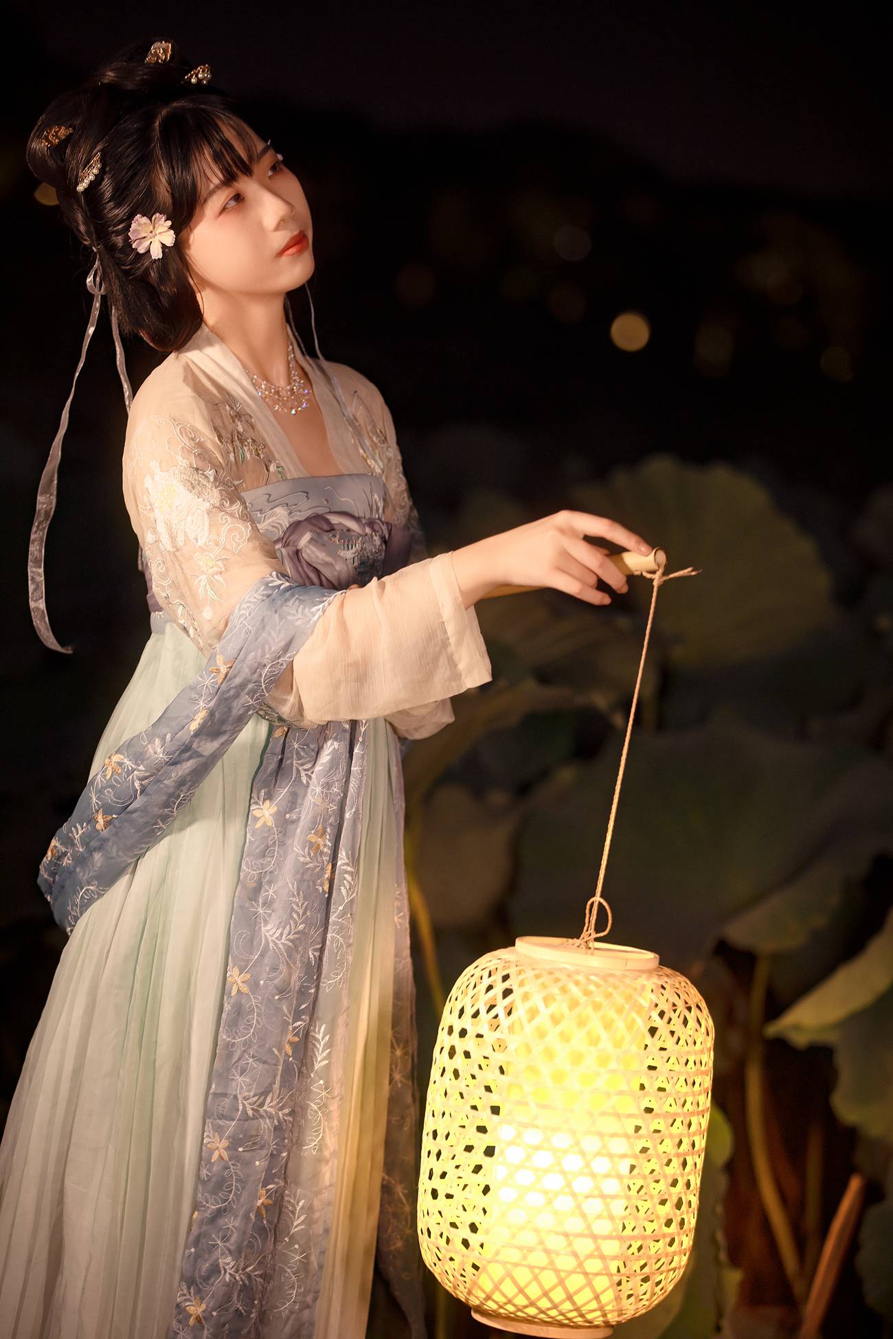 [YITUYU艺图语] 2021.12.24 赏荷 僵僵 [24P/463MB]