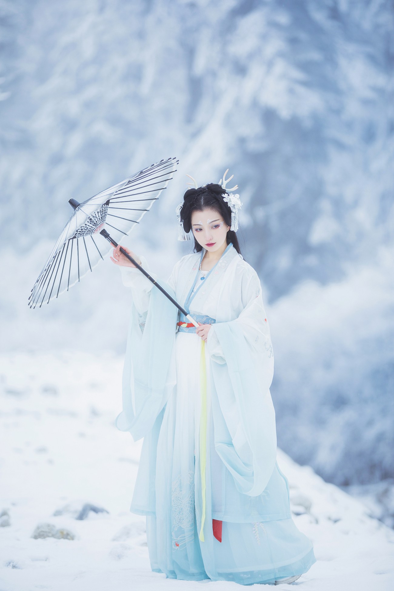 [YITUYU艺图语] 2022.01.12 雪妖 一千只大日日 [22P/164MB]