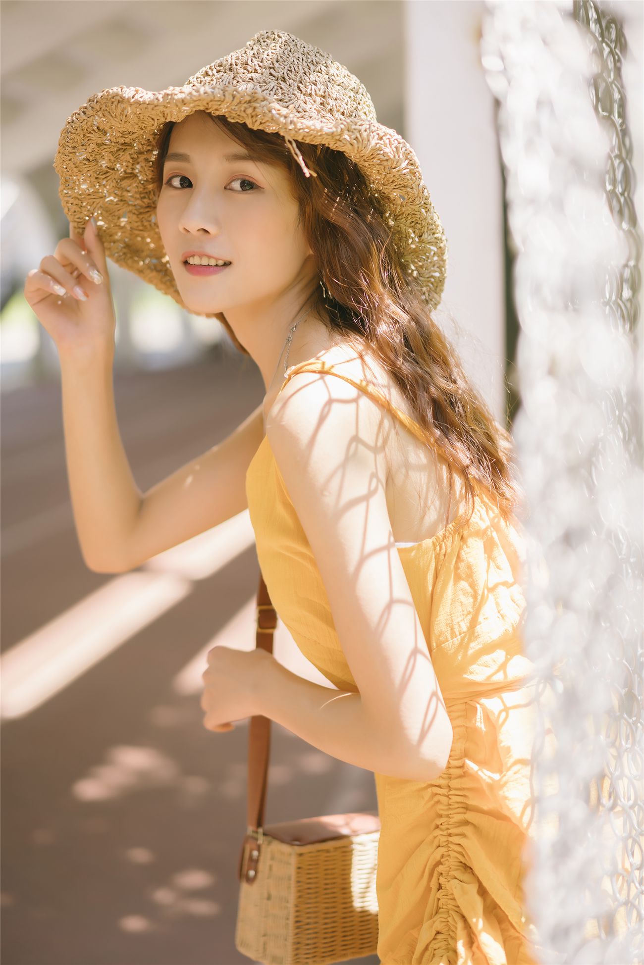 [YITUYU艺图语] 2021.11.01 晴天日记 黑蛋 [22P/149MB]