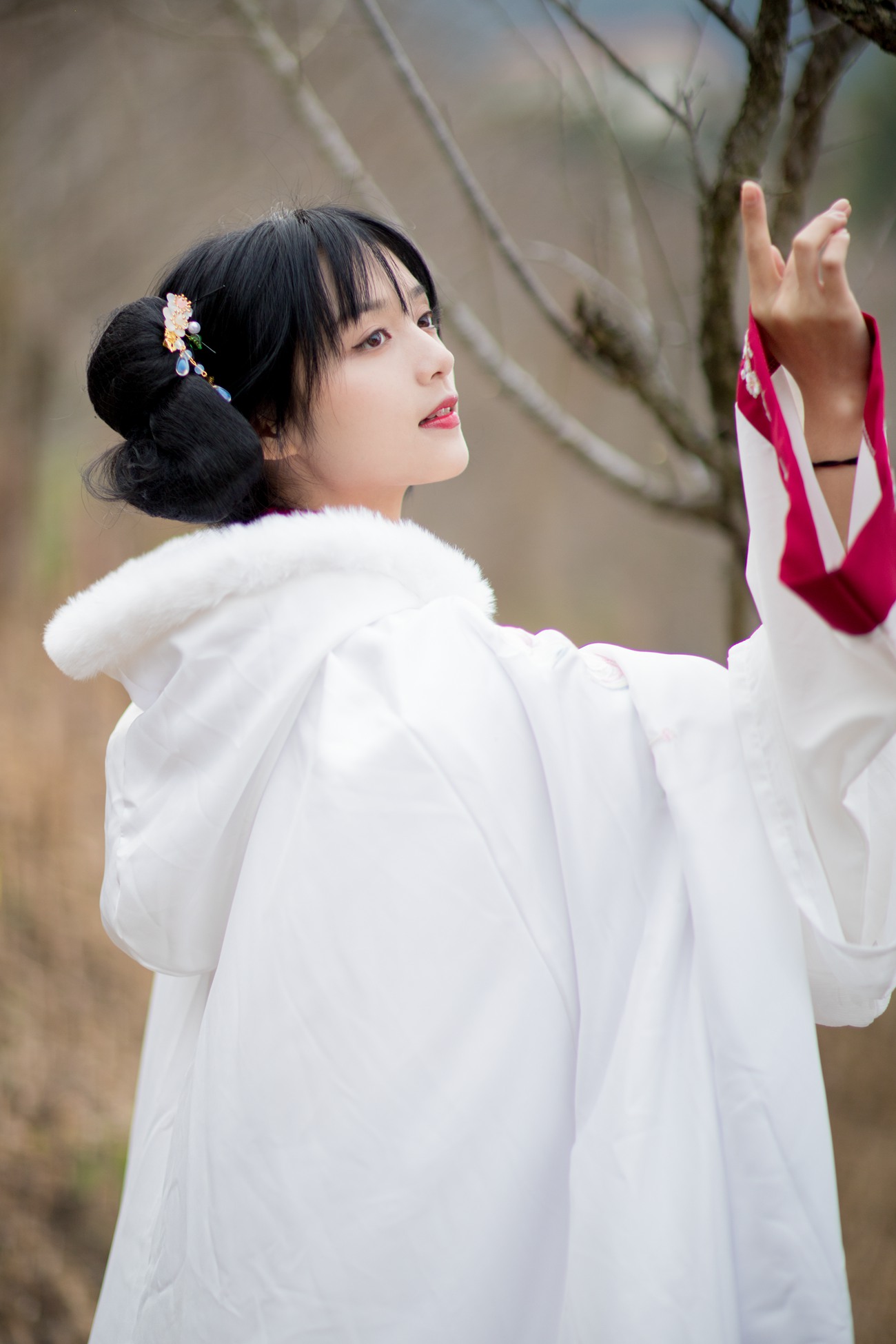 [YITUYU艺图语] 2021.10.19 红昭愿 雨文 [23P/336MB]