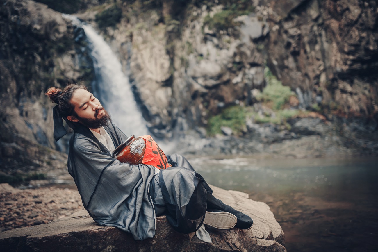 [YITUYU艺图语] 2021.12.11 与尔同销万古愁 老乔 [24P/244MB]