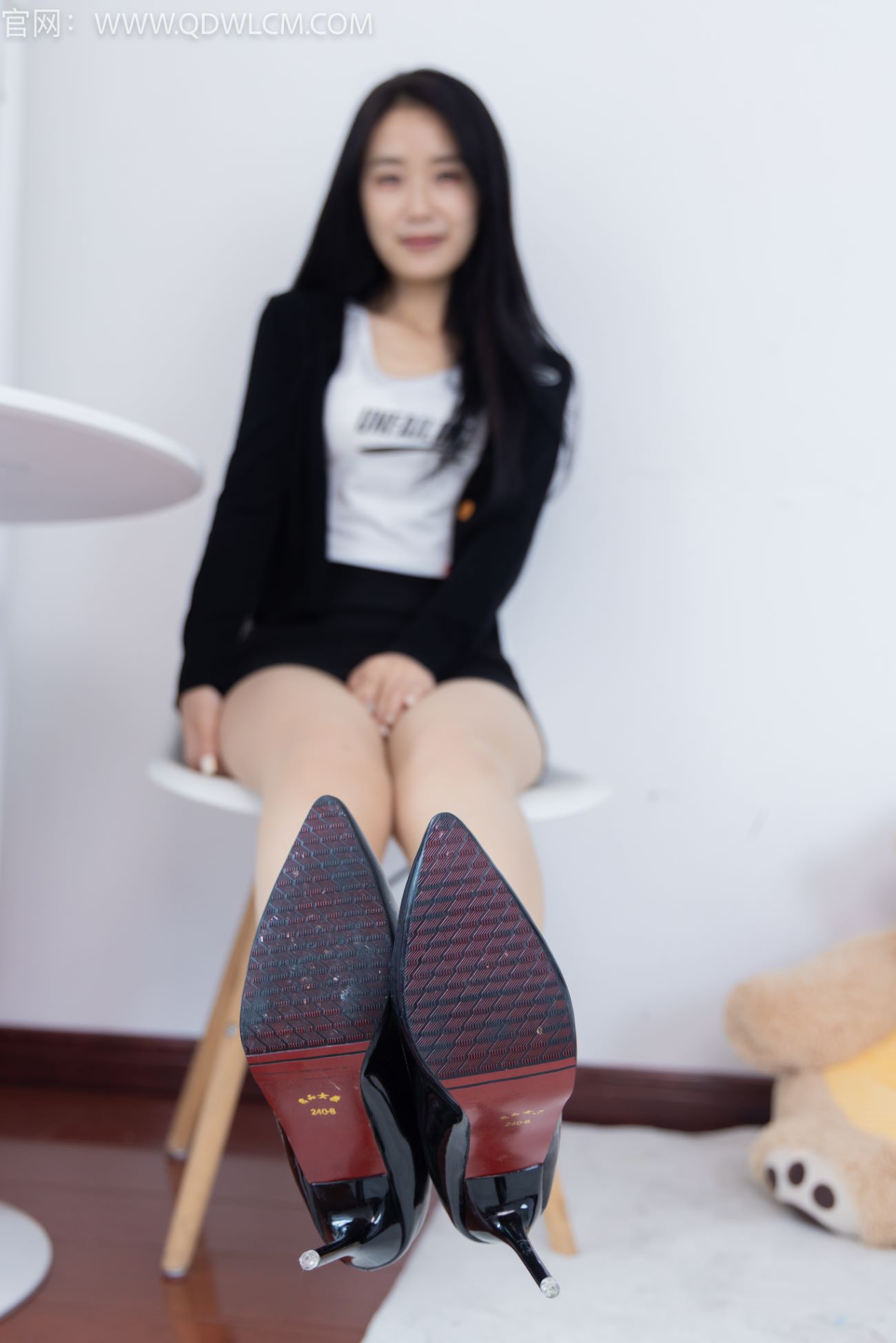 物恋传媒 NO.1245 菜菜-山海皆可平[156P/1V/4.11GB]