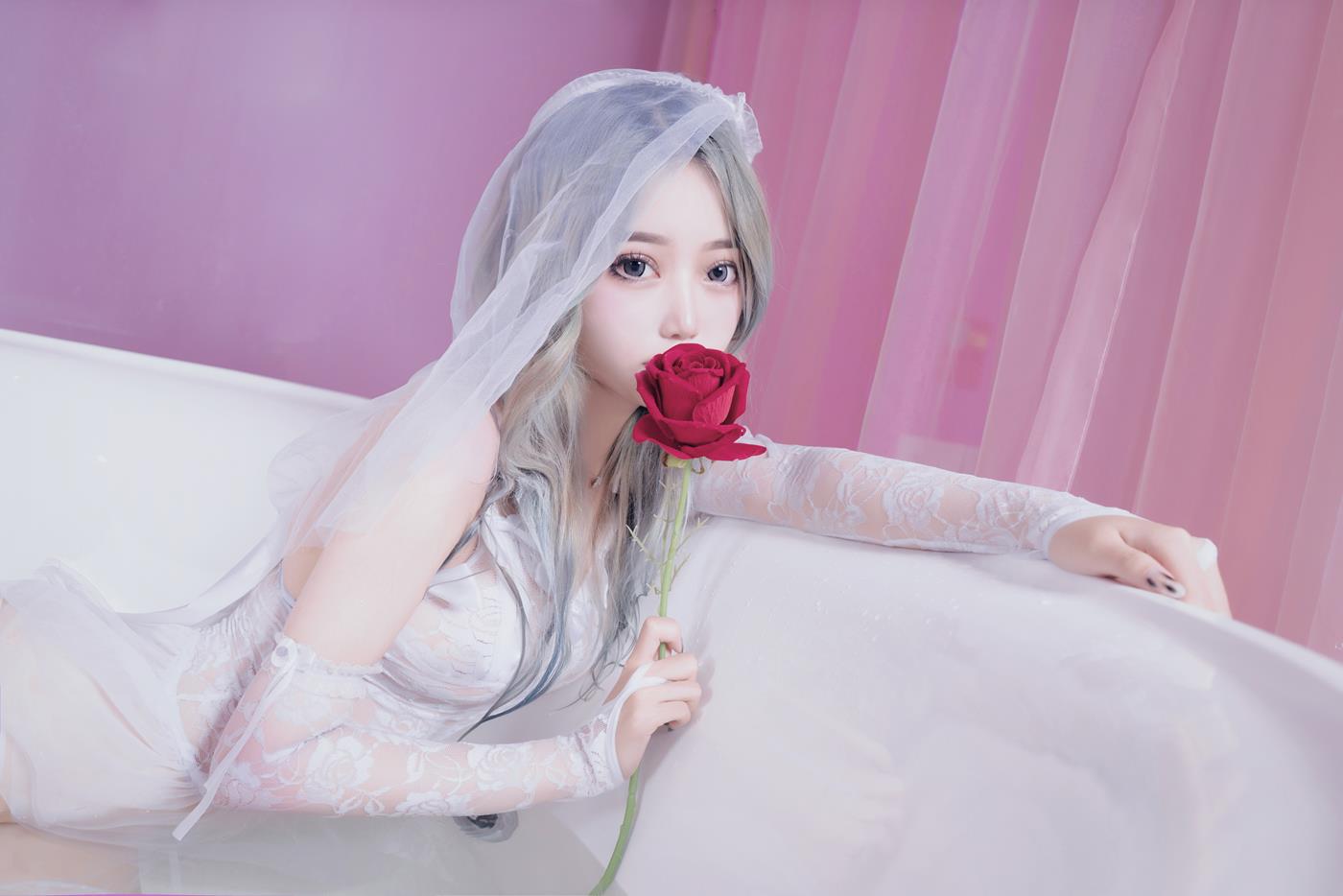 eloise软软 入水蕾丝 [35P/427MB]