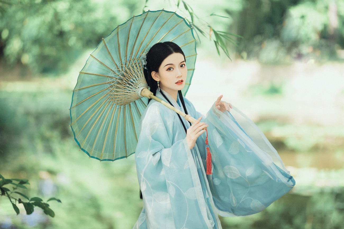 [YITUYU艺图语] 2022.01.10 竹林饮酒 航子 [31P/520MB]