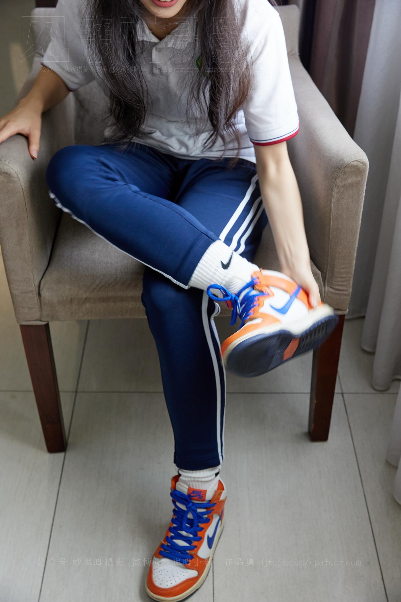 [见新摄影]NO.015 清纯甜美校园风《多想回到那个夏天》[51P/1V/803MB]