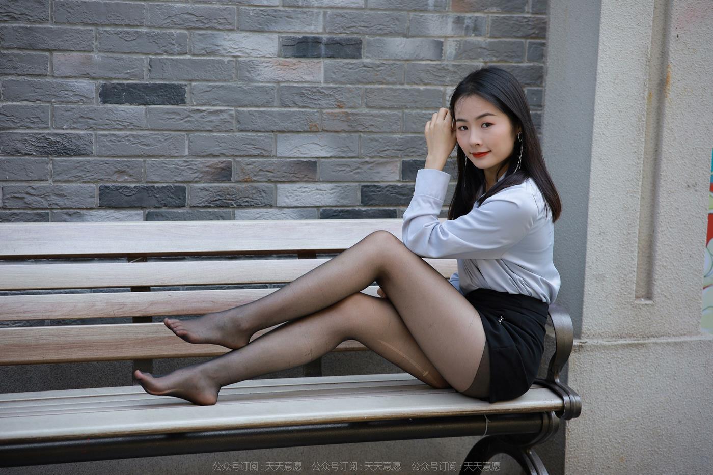 [IESS异思趣向] 2022.05.19 丝享家1093：小金《阳光下的嘿丝》[75P/113MB]