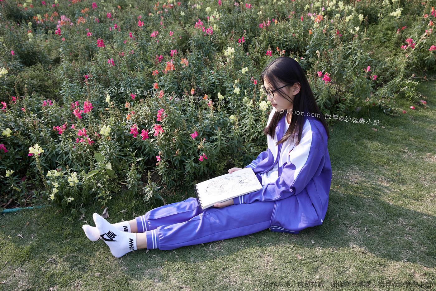 [见新摄影]NO.011 梦回学生时代 公园校服棉袜裸足[295P/1V/2.95GB]