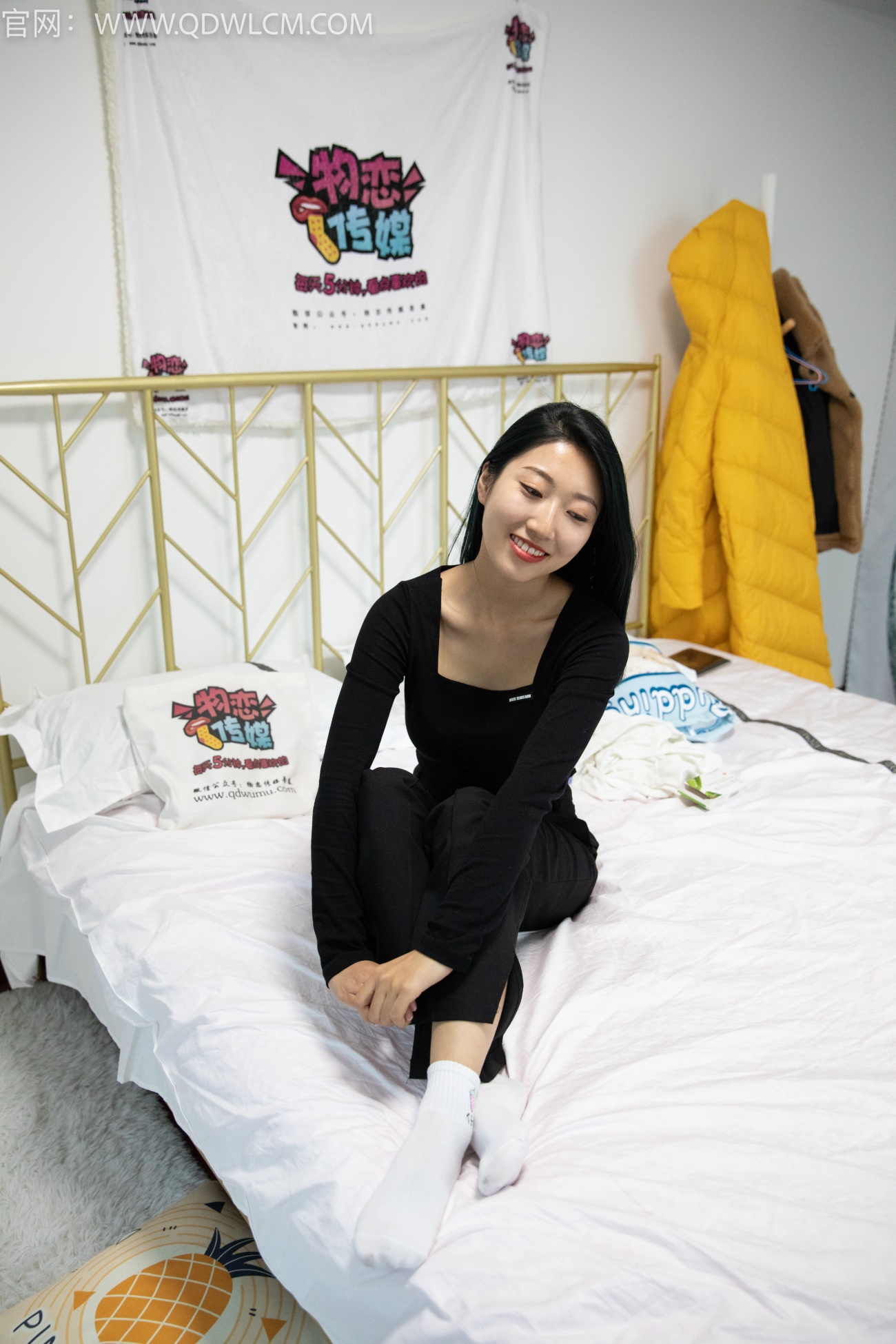 雅典卫城 002 红色脚趾甲[45P/29M]