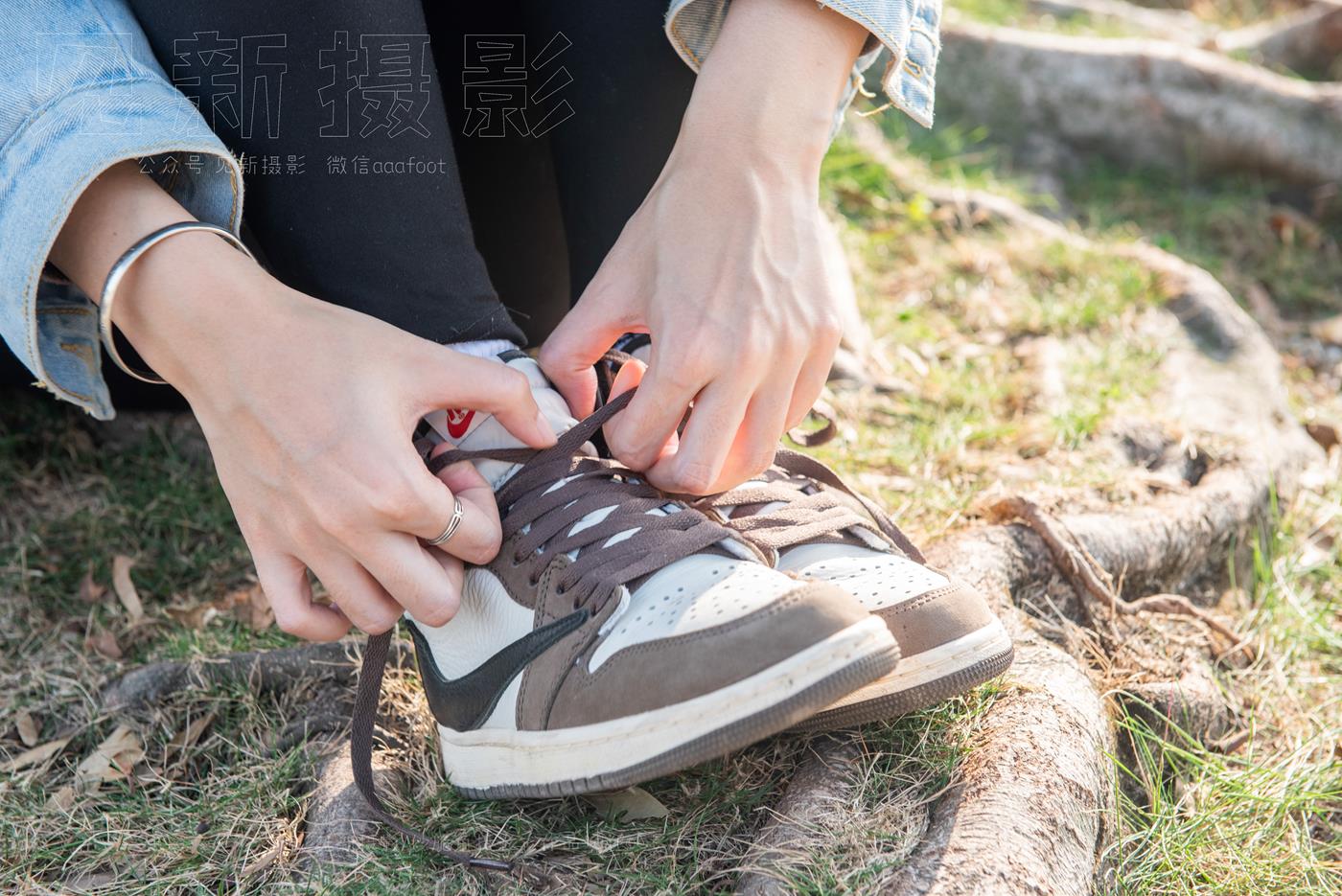 [见新摄影]NO.032 泥土色 倒钩AJ（婧 会展公园）[220P/2V/2.17GB]