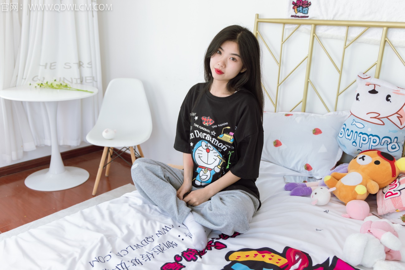 物恋传媒 NO.1292 米米-陪你看日出[140P/1V/3.65GB]