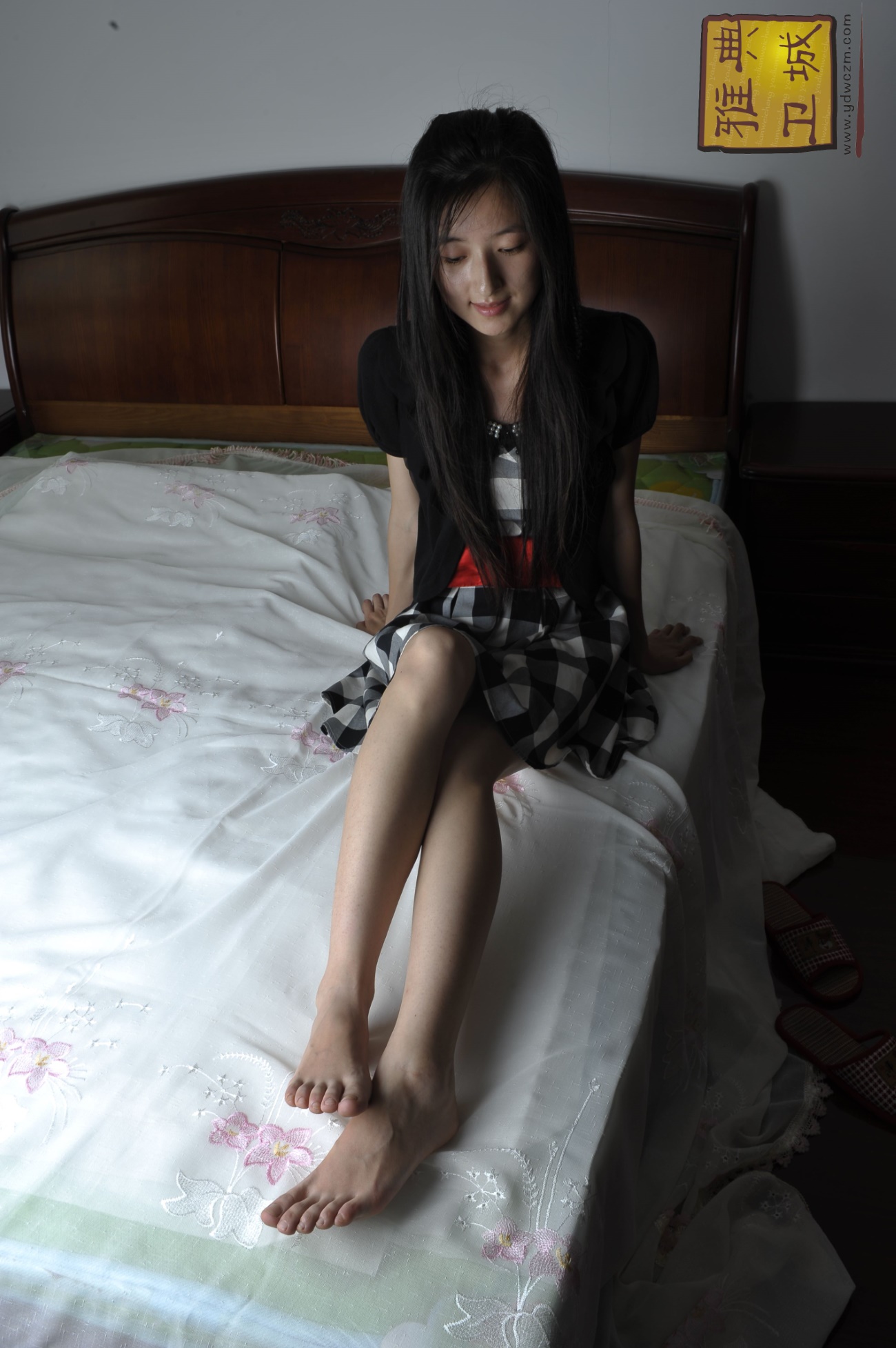 雅典卫城 001  黑白格子裙[45P/29M]