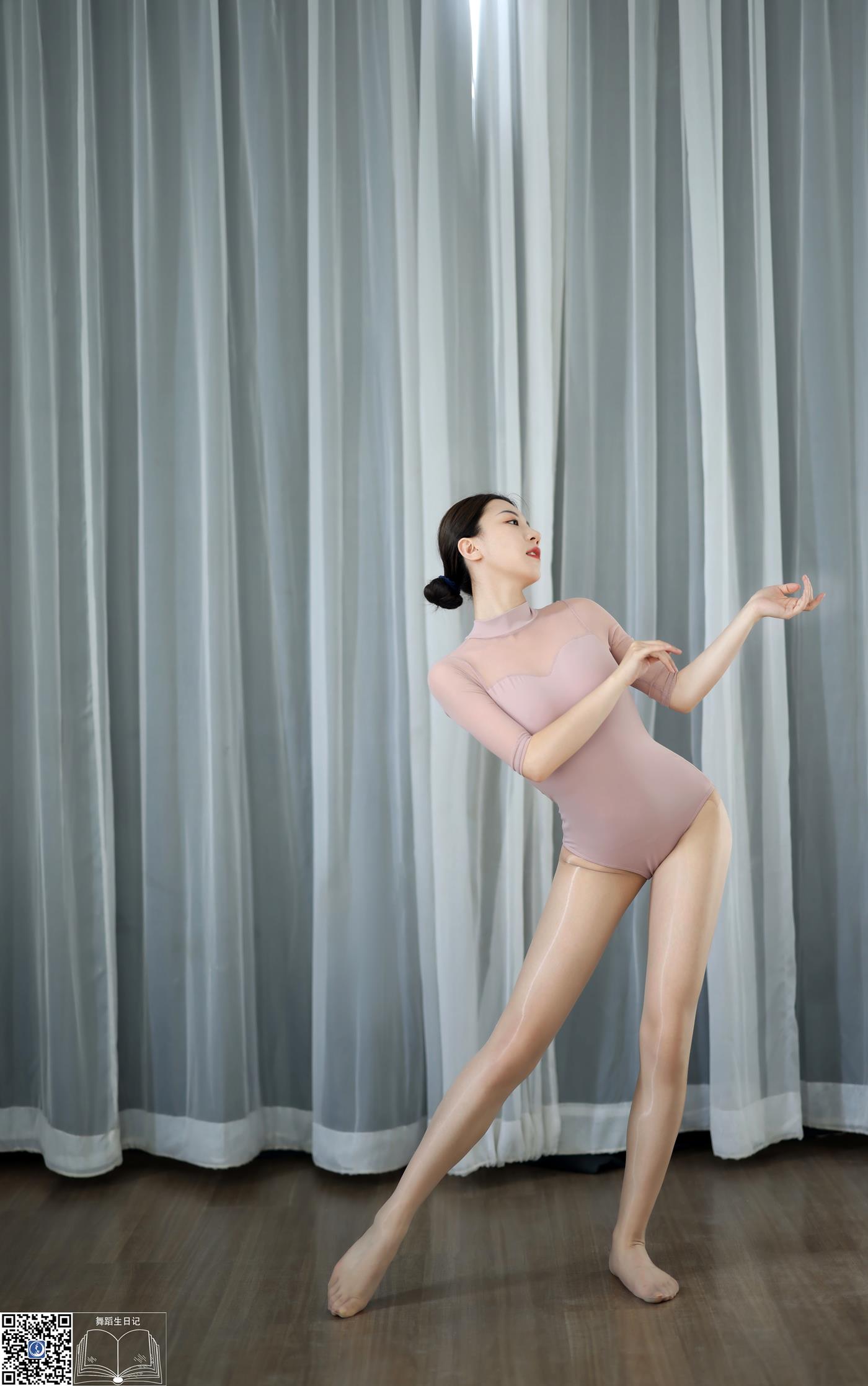 舞蹈生日记 2021.08.29 姐姐子琪[44P/247MB]