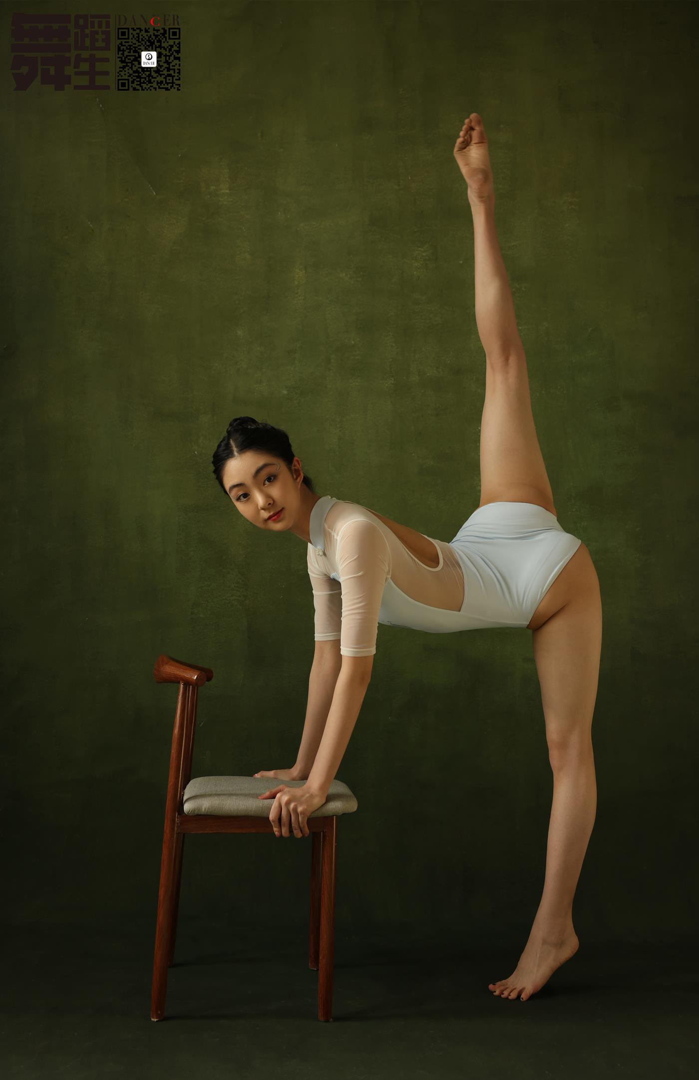 舞蹈生日记 119 画 [46P/327MB]