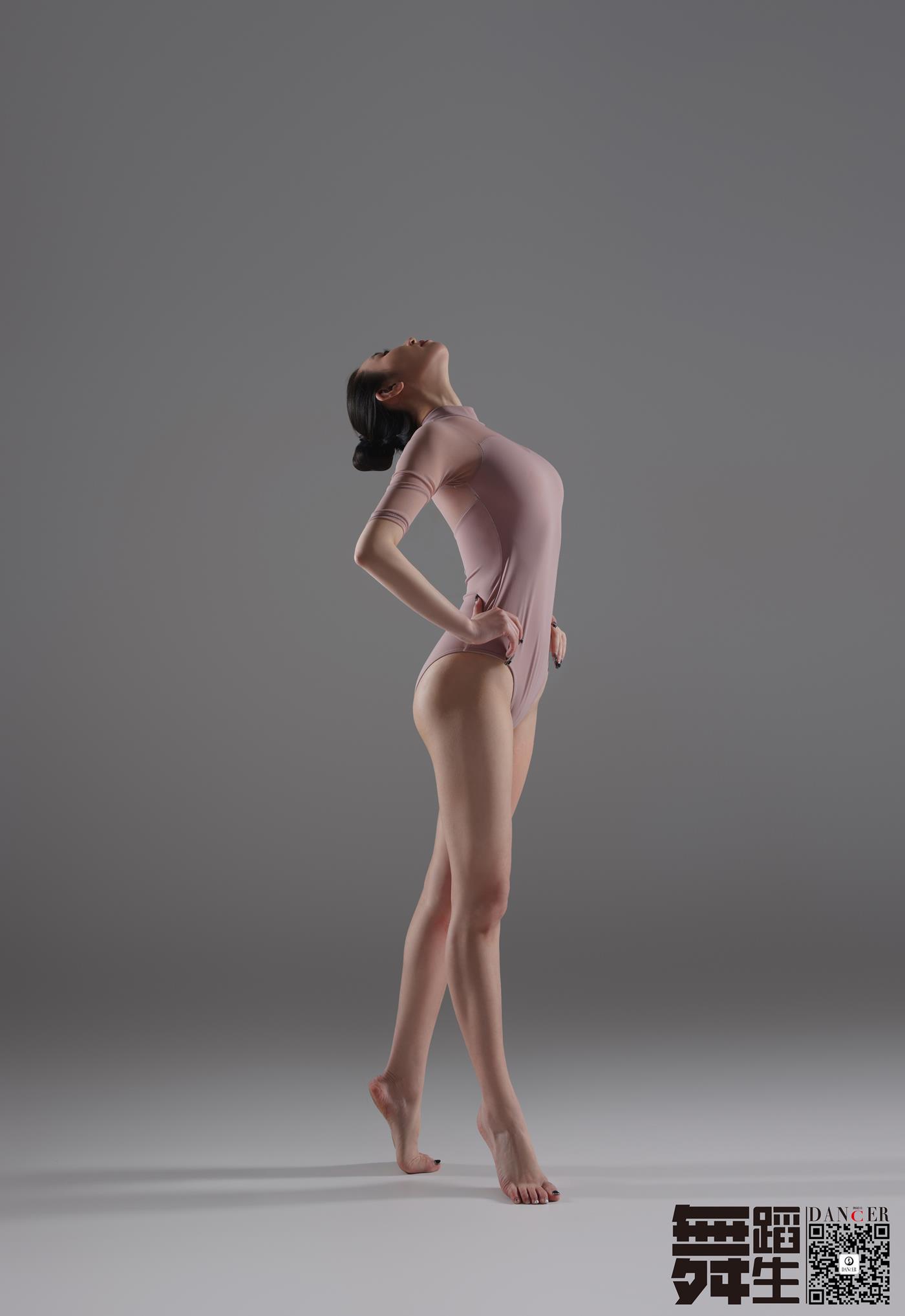 舞蹈生日记 2022.03.25 幻影[44P/295MB]