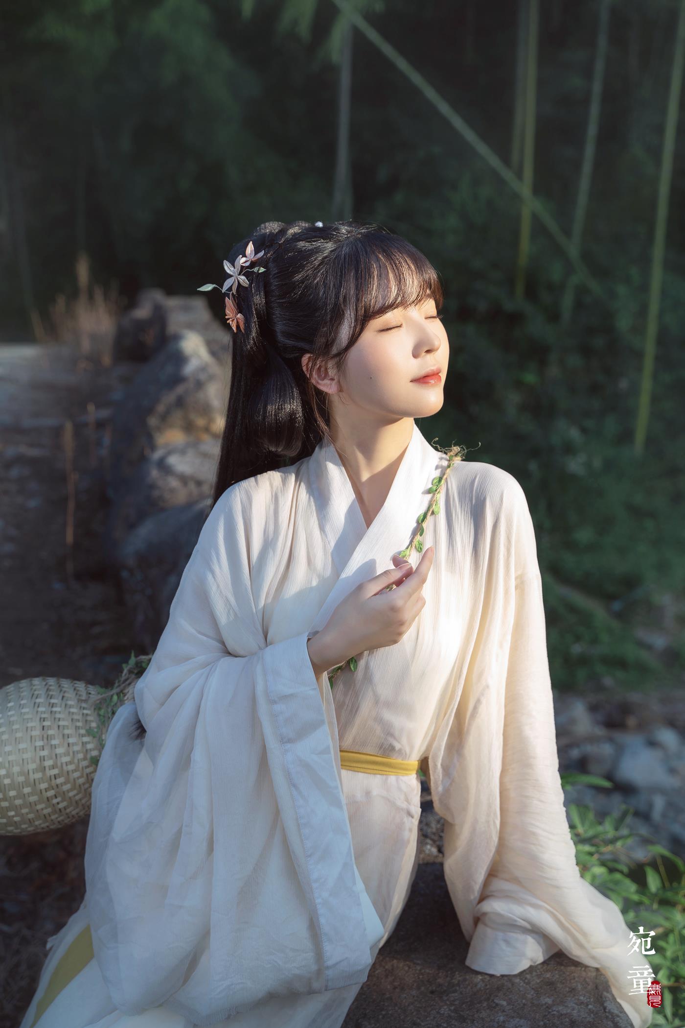 [YITUYU艺图语] 2021.12.25 采茶少女 木骨- [23P/751MB]