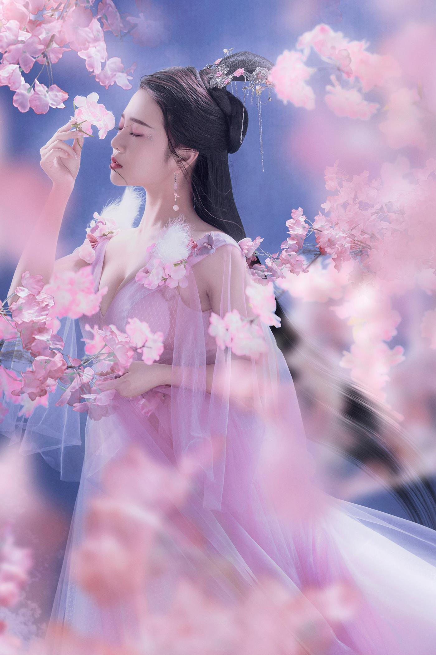 [YITUYU艺图语] 2021.12.27 醉花仙 甜宝 [22P/307MB]