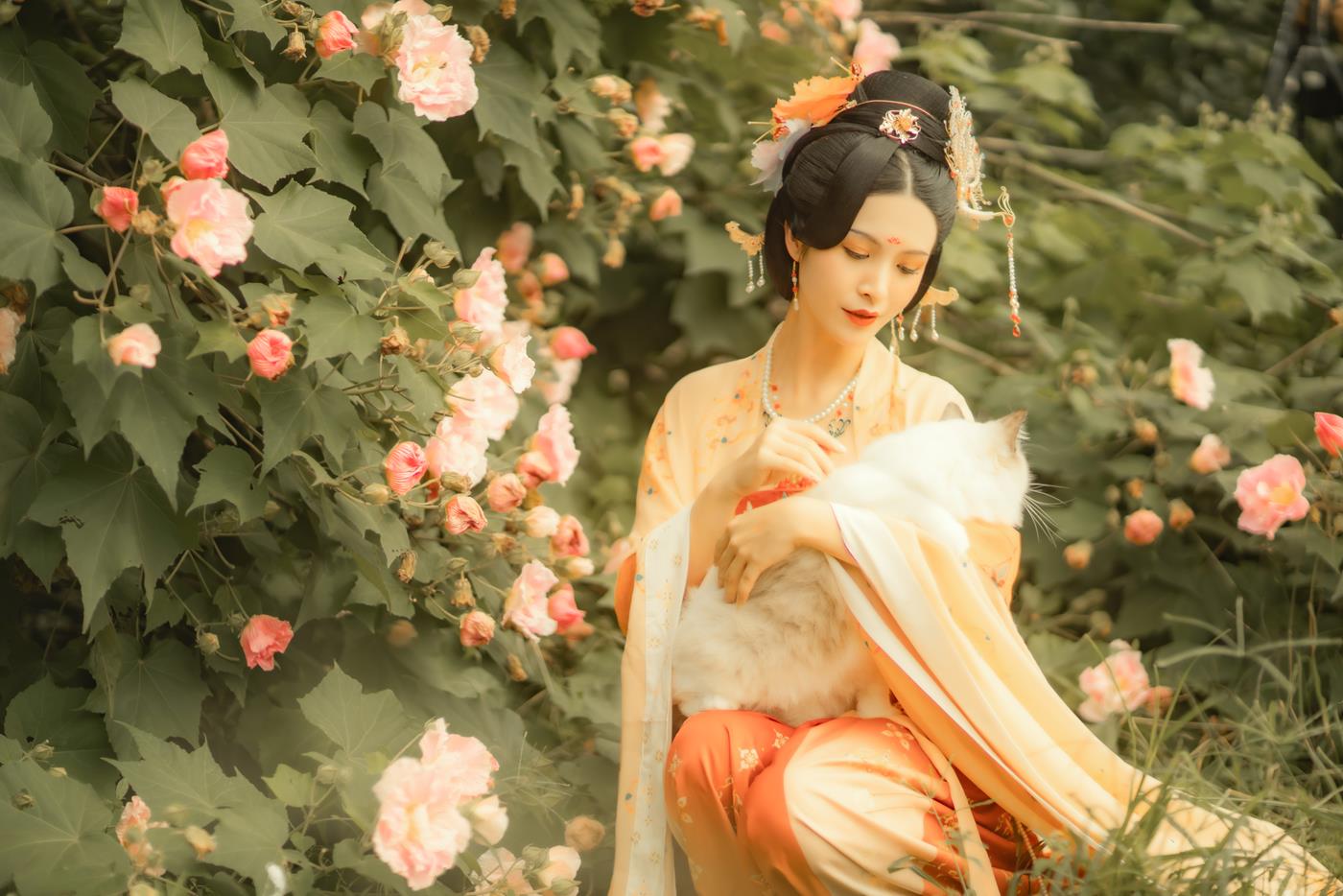 [YITUYU艺图语] 2021.11.18 芙蓉词 修水凝花 [38P/515MB]