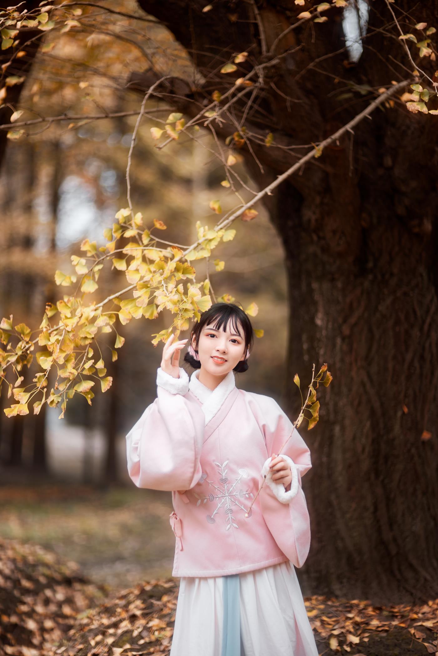 [YITUYU艺图语] 2021.12.18 杏仙歌 李太白 [32P/614MB]