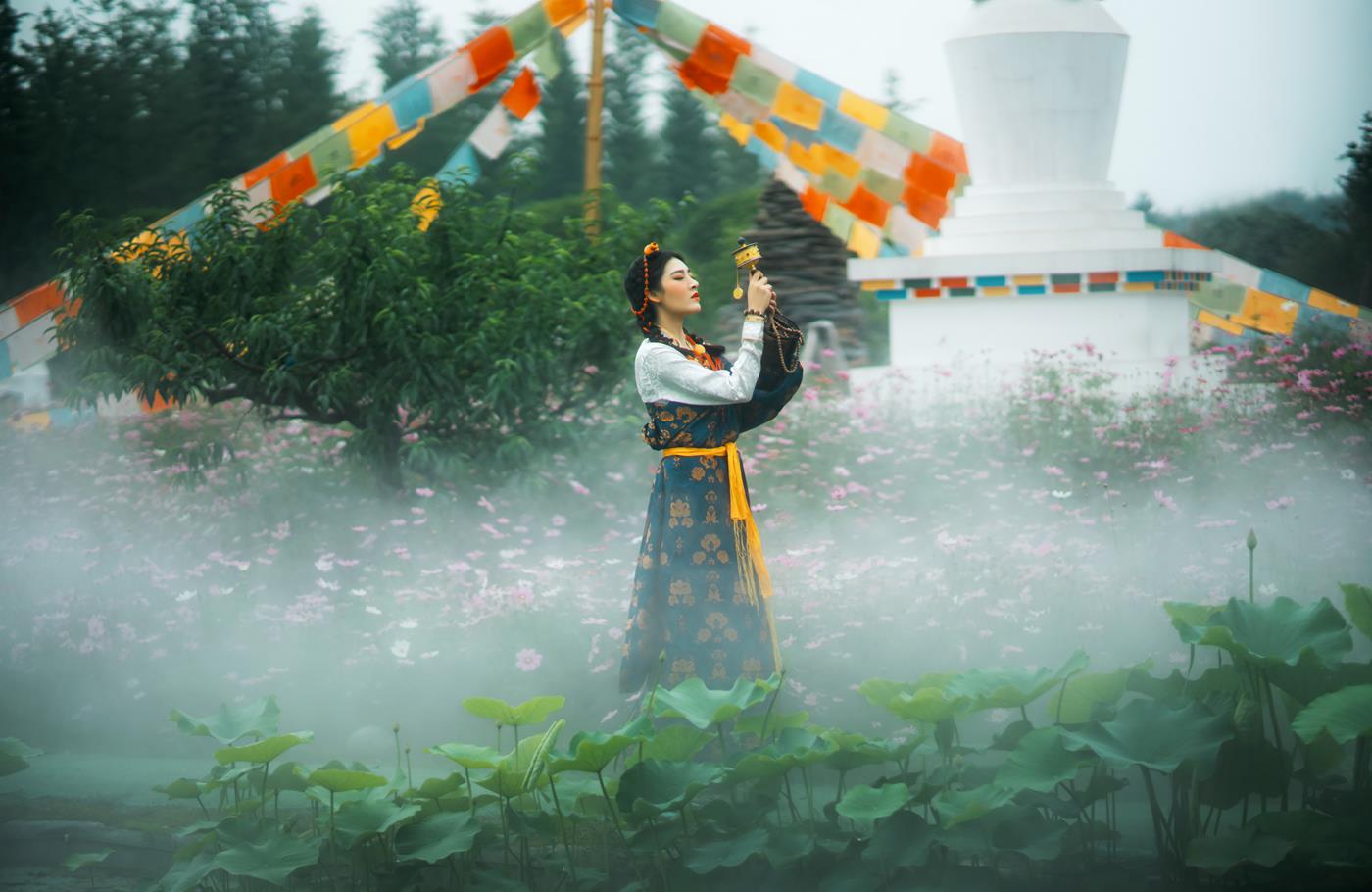 [YITUYU艺图语] 2022.01.10 格桑花开 明月 [36P/484MB]