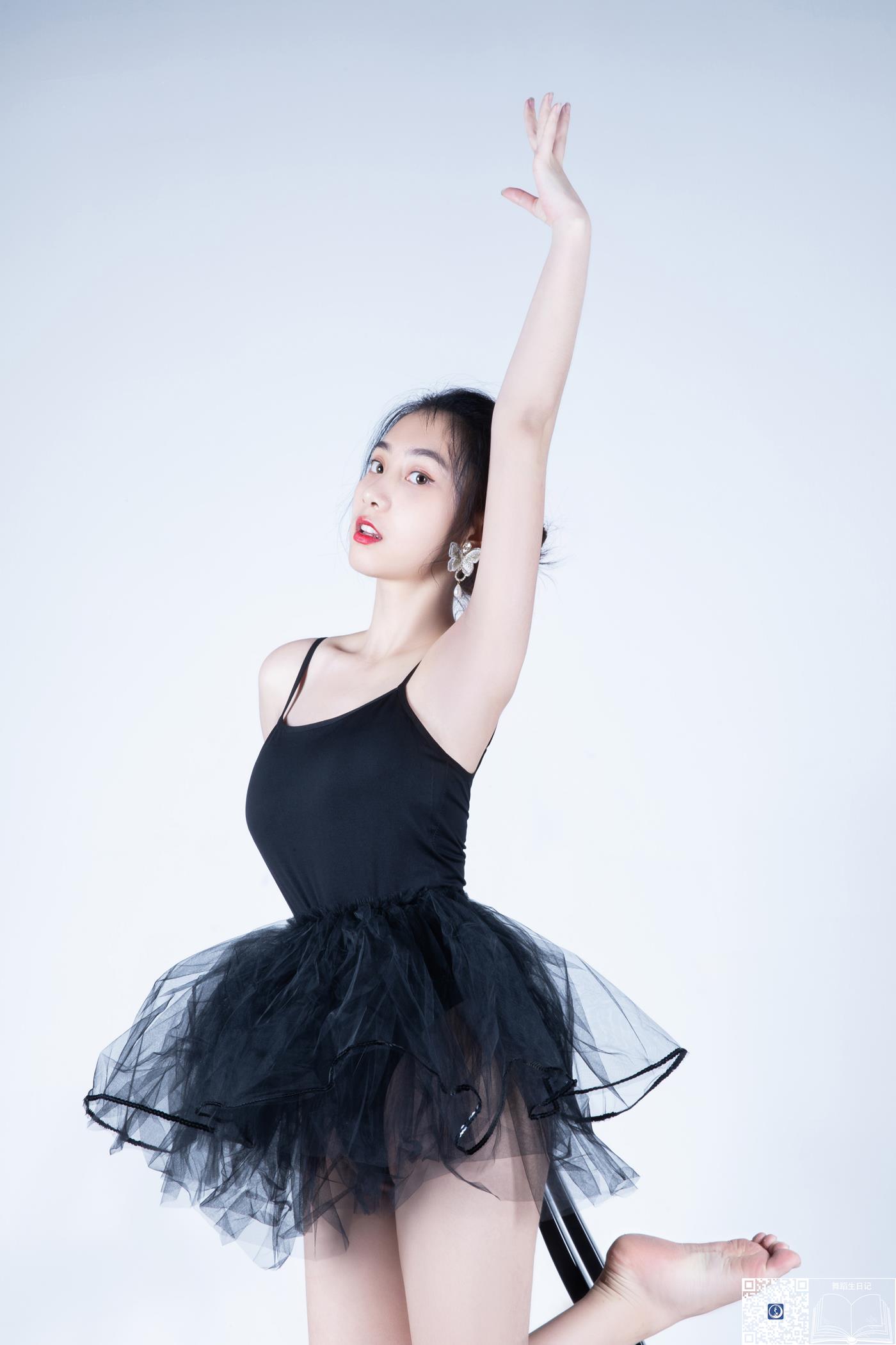 [GALLI嘉丽]舞蹈生日记 2021.01.13 唐可[28P/209MB]