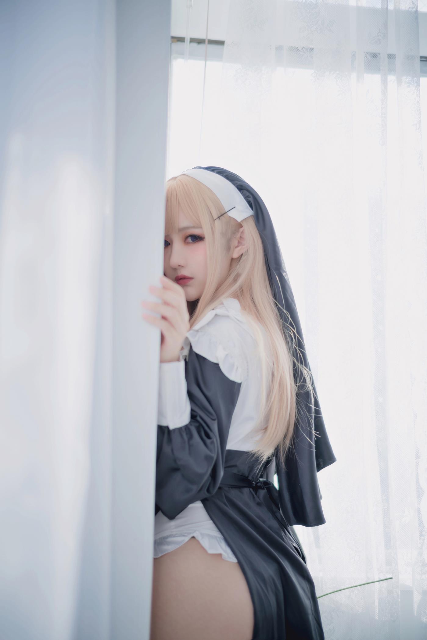 Shika小鹿鹿 - 修女[16P/172MB]