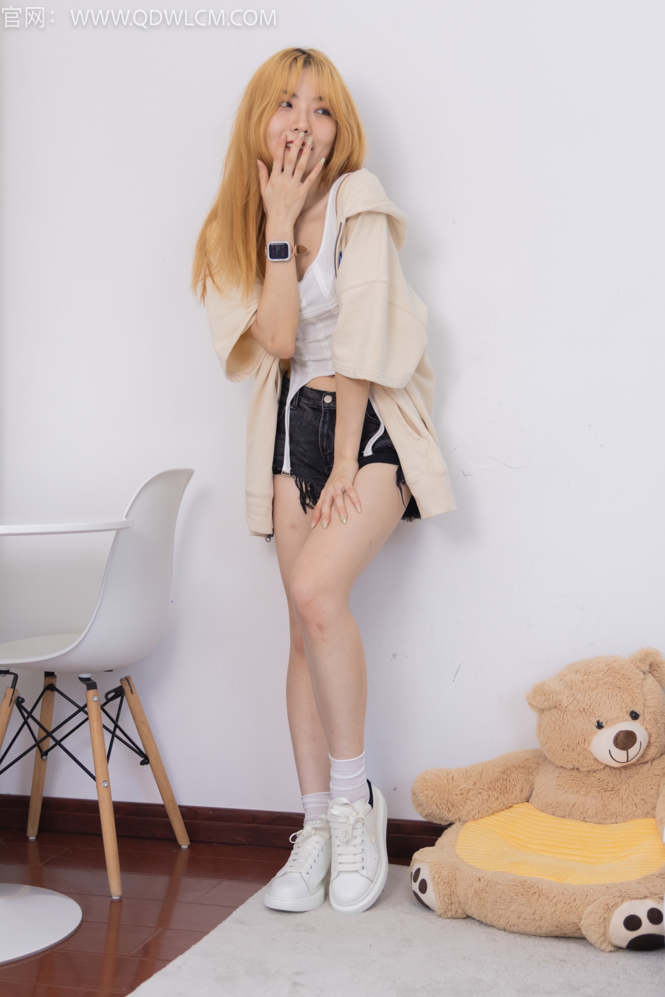 物恋传媒 NO.1338 叮叮-未闻花名[150P/1V/3.73GB]