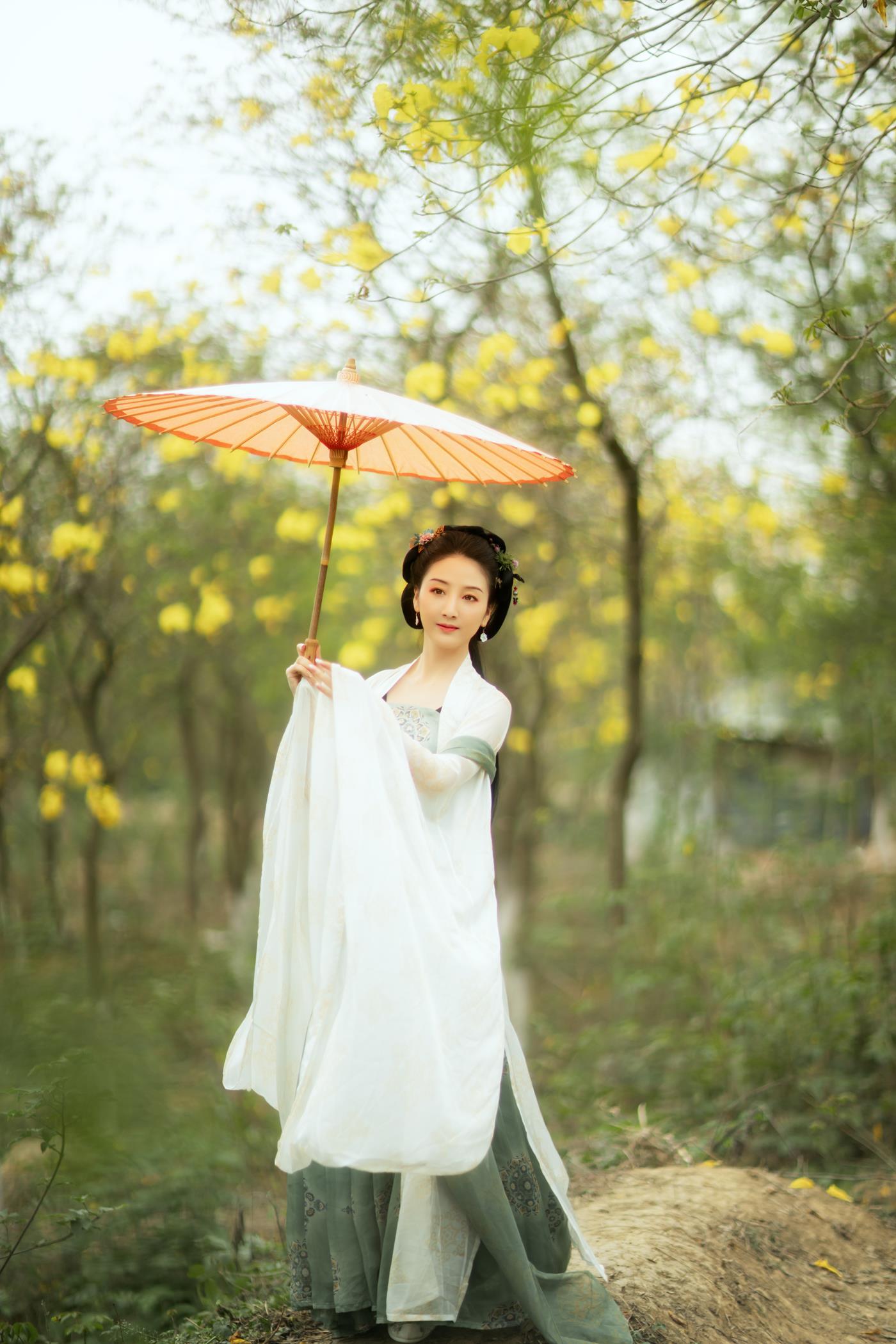 [YITUYU艺图语] 2022.01.07 好花时 花美希 [25P/392MB]