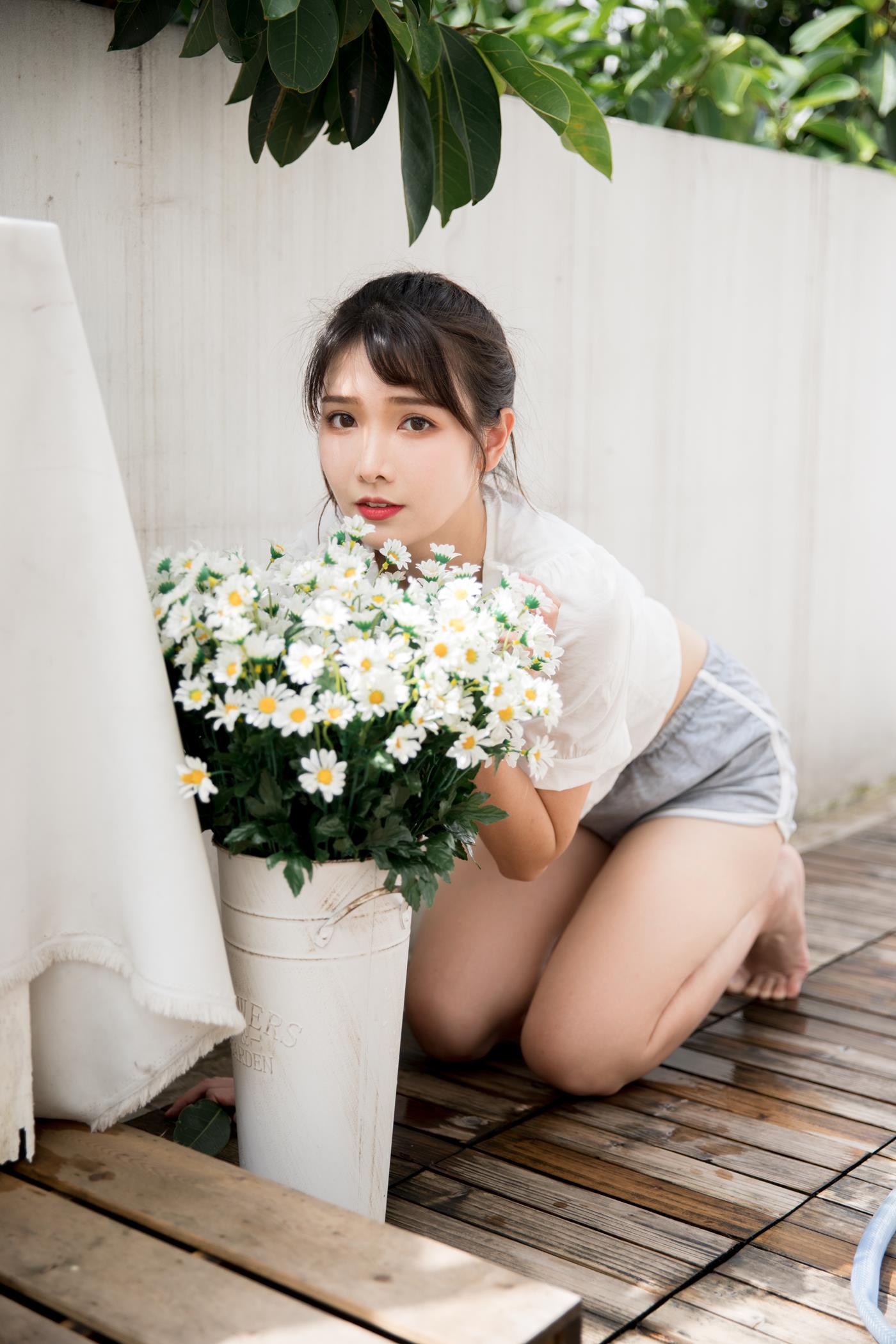 [YITUYU艺图语] 2021.11.10 小确幸 湘湘 [22P/328MB]