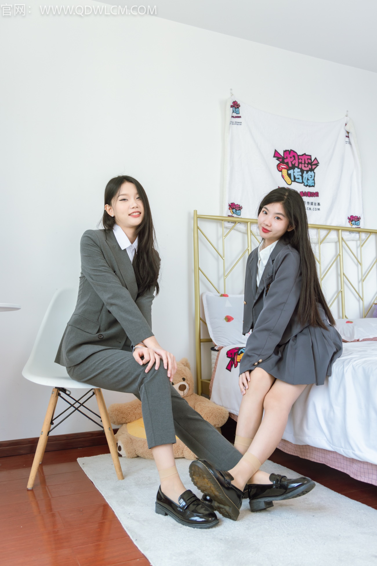 物恋传媒 NO.1300 小竹&米米-姐妹日记[208P/1V/5.67GB]