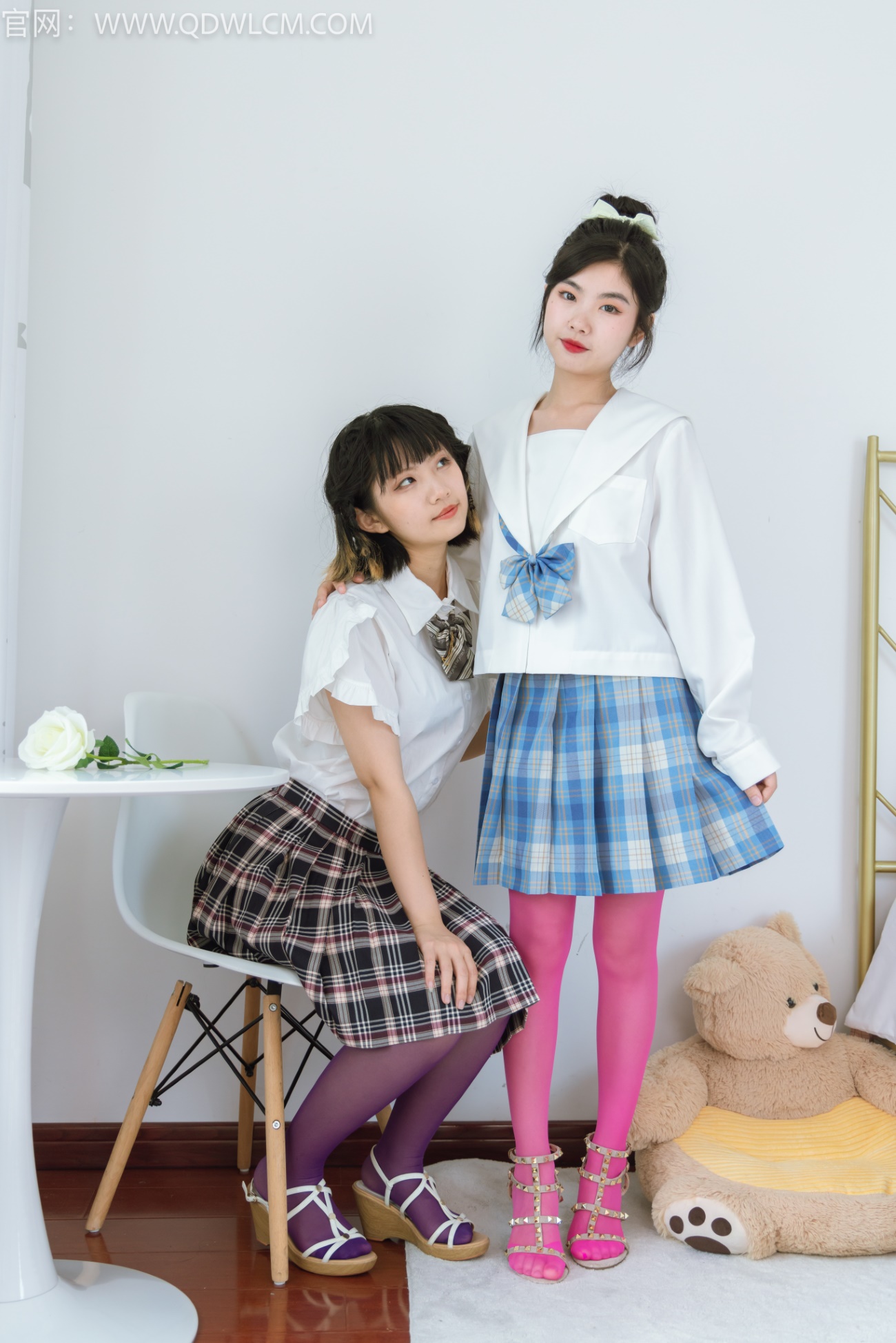 物恋传媒 NO.1320 暗月&米米-闺蜜时光[150P/1V/4.13GB]