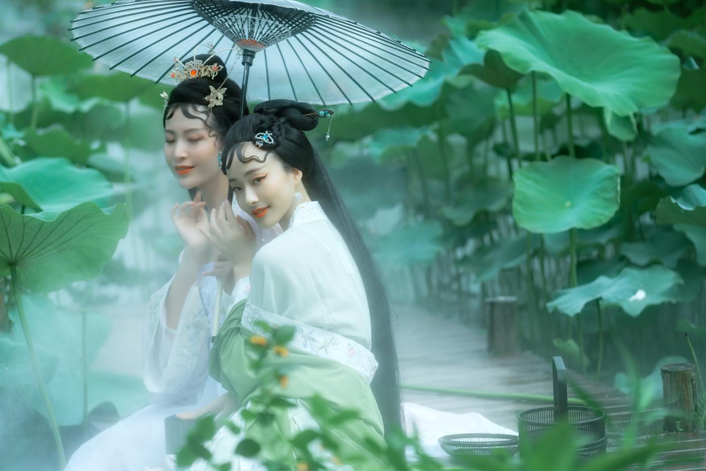 [YITUYU艺图语] 2021.12.25 双生花 修水凝花 [31P/324MB]